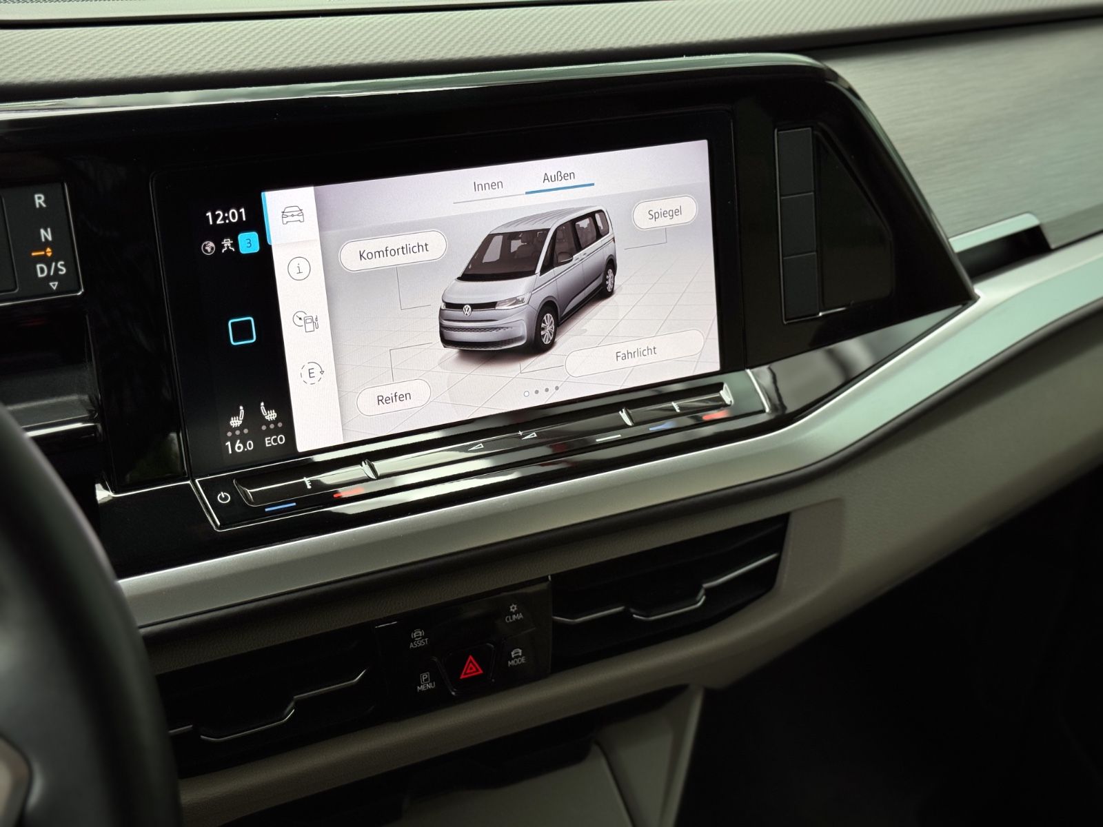 Fahrzeugabbildung Volkswagen T7 Multivan 1.4 TSI eHybrid Lang Life *7-SITZE*