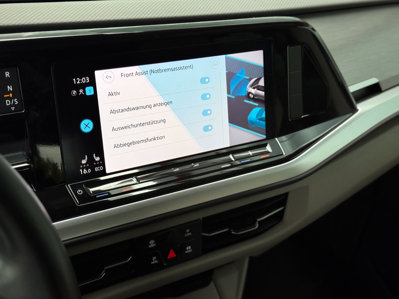 Fahrzeugabbildung Volkswagen T7 Multivan 1.4 TSI eHybrid Lang Life *7-SITZE*