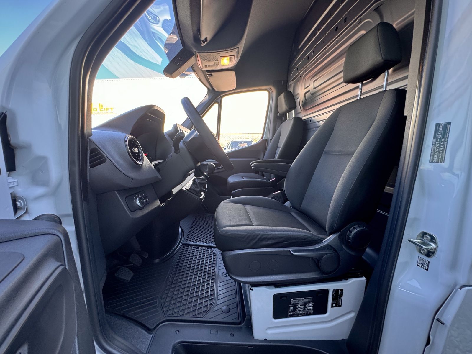 Fahrzeugabbildung Mercedes-Benz Sprinter III Kasten 211 CDI L2 Hoch