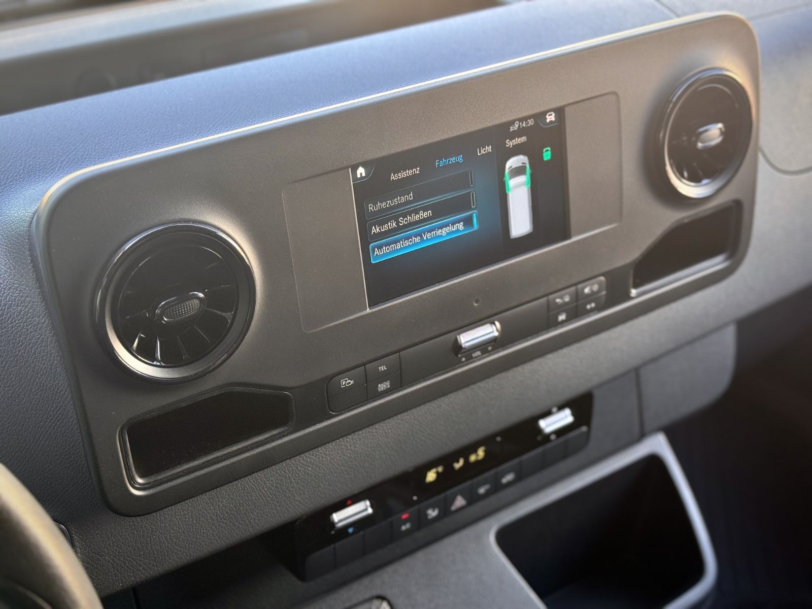 Fahrzeugabbildung Mercedes-Benz Sprinter III Kasten 211 CDI L2 Hoch