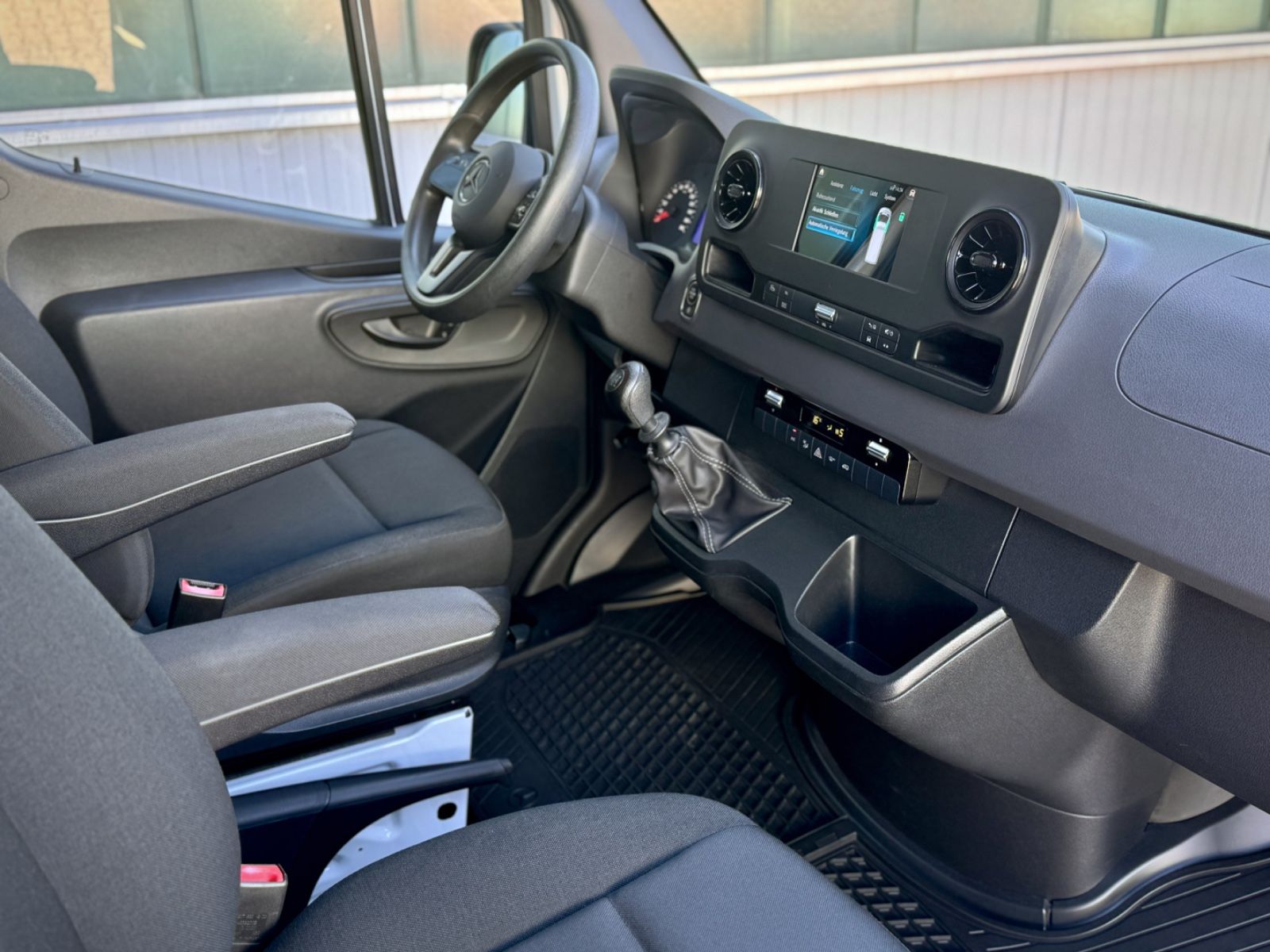 Fahrzeugabbildung Mercedes-Benz Sprinter III Kasten 211 CDI L2 Hoch