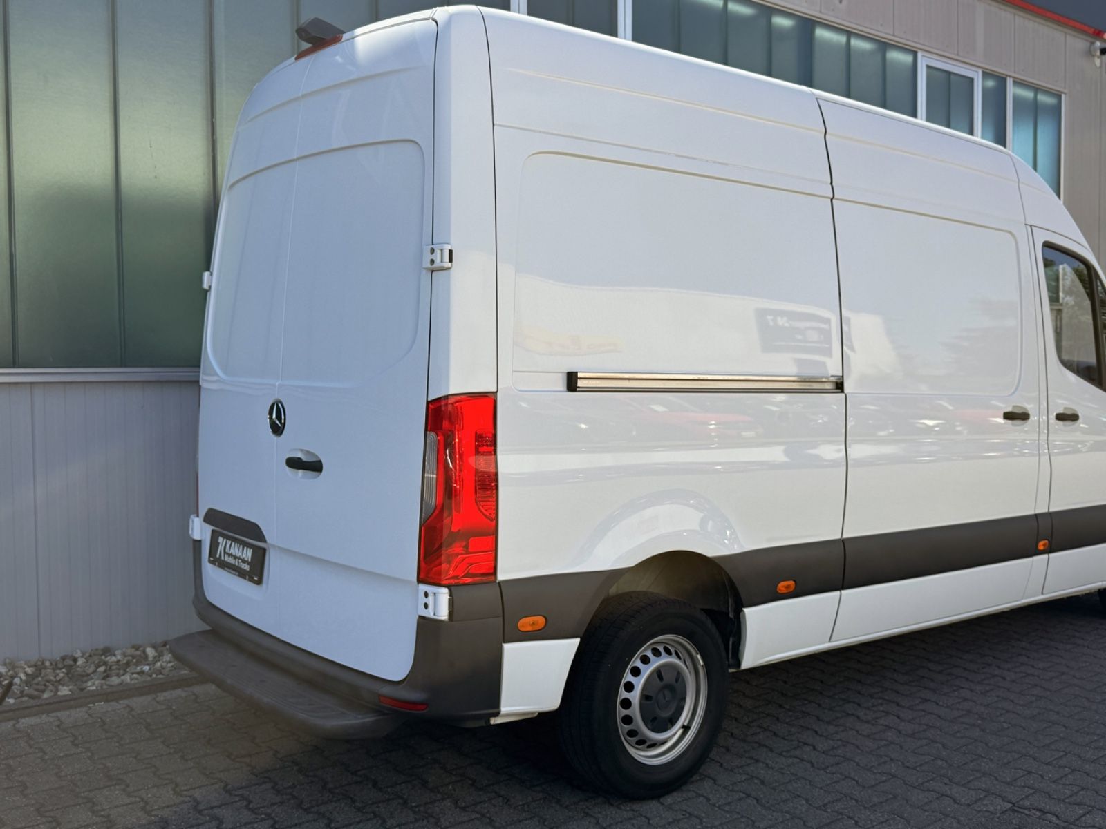 Fahrzeugabbildung Mercedes-Benz Sprinter III Kasten 211 CDI L2 Hoch