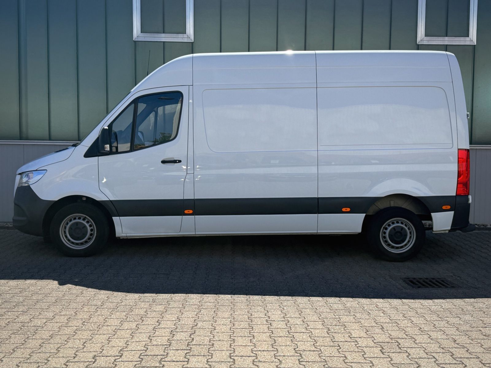 Fahrzeugabbildung Mercedes-Benz Sprinter III Kasten 211 CDI L2 Hoch