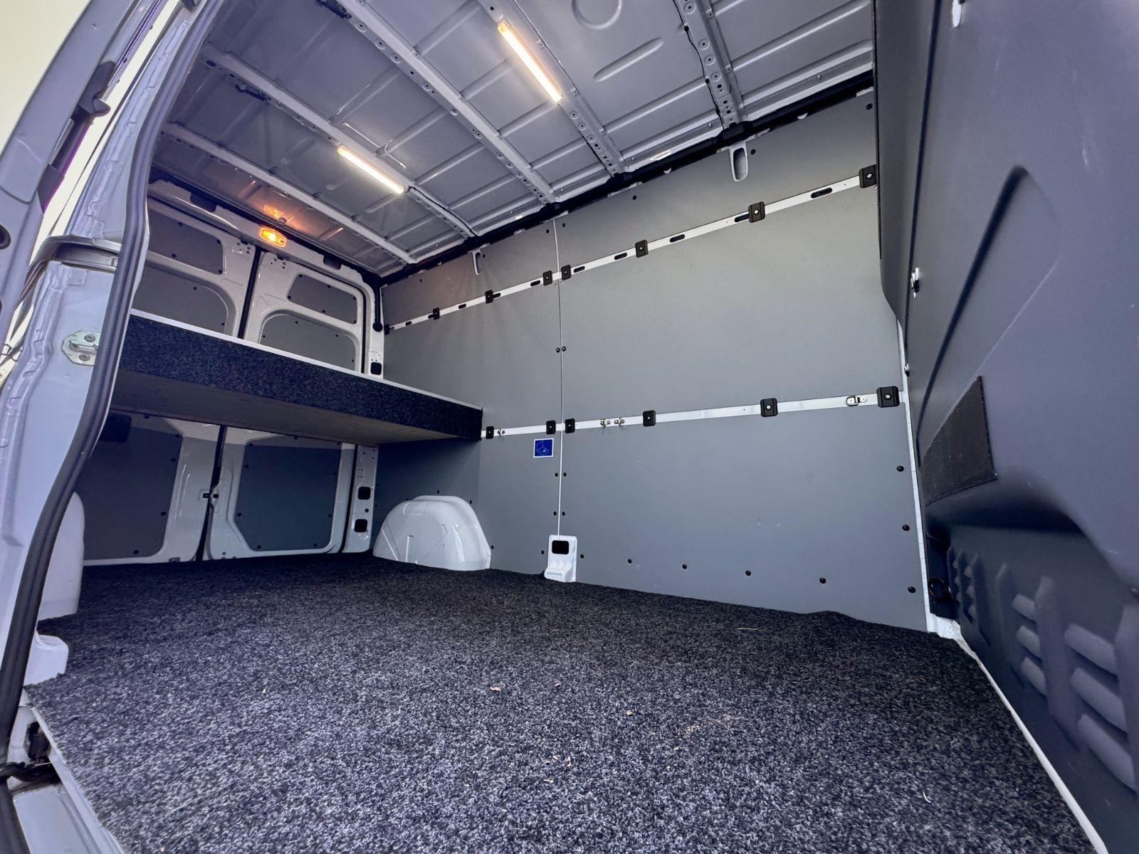 Fahrzeugabbildung Mercedes-Benz Sprinter III Kasten 211 CDI L2 Hoch