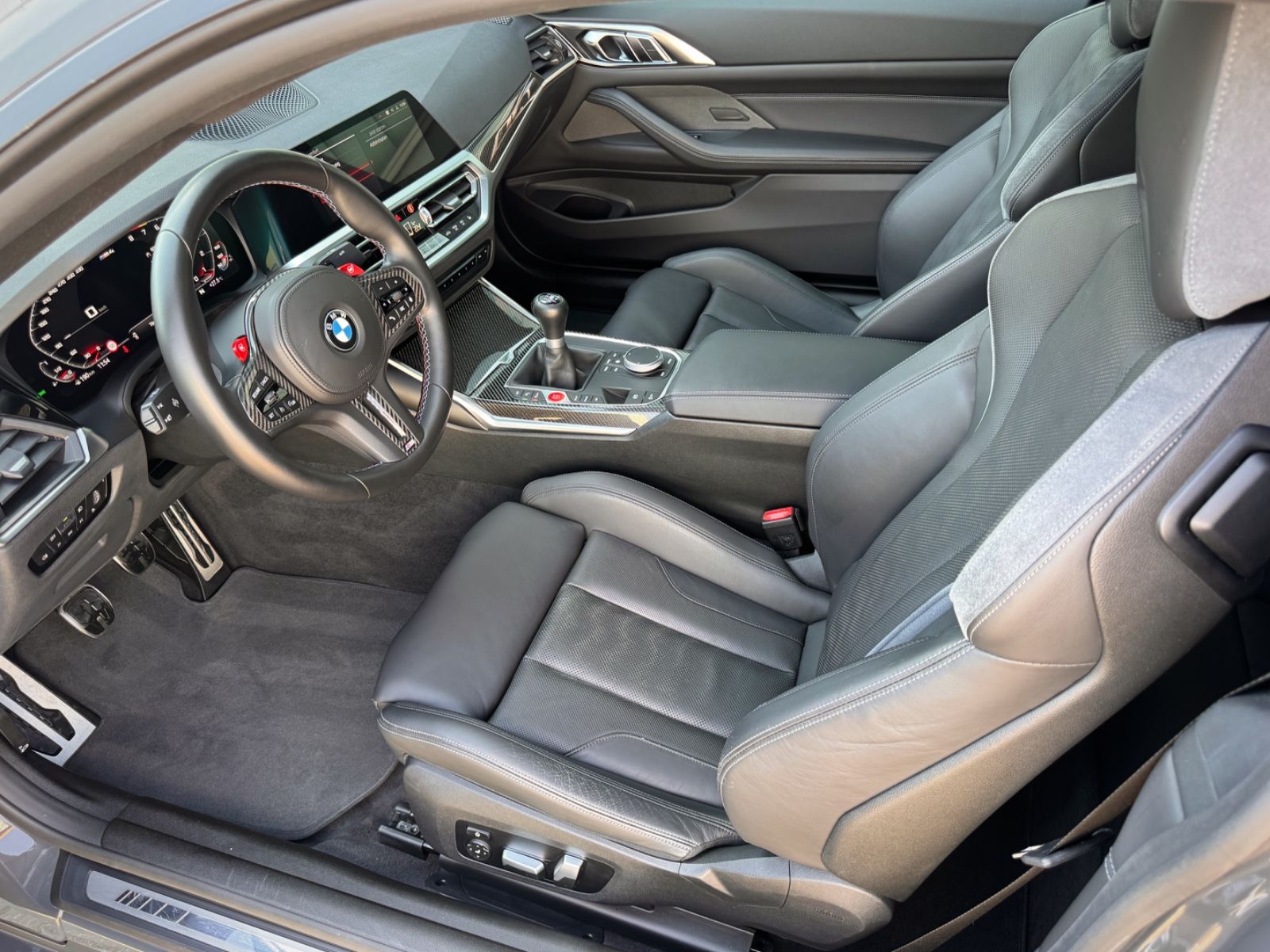 Fahrzeugabbildung BMW M4 Coupe *HEAD-UP|360°CAM|SCHIEBEDACH*