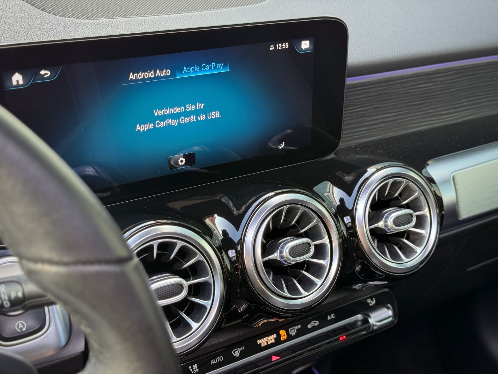 Fahrzeugabbildung Mercedes-Benz GLB 200 Progressive *PANORAMA|NAVI|CAM*
