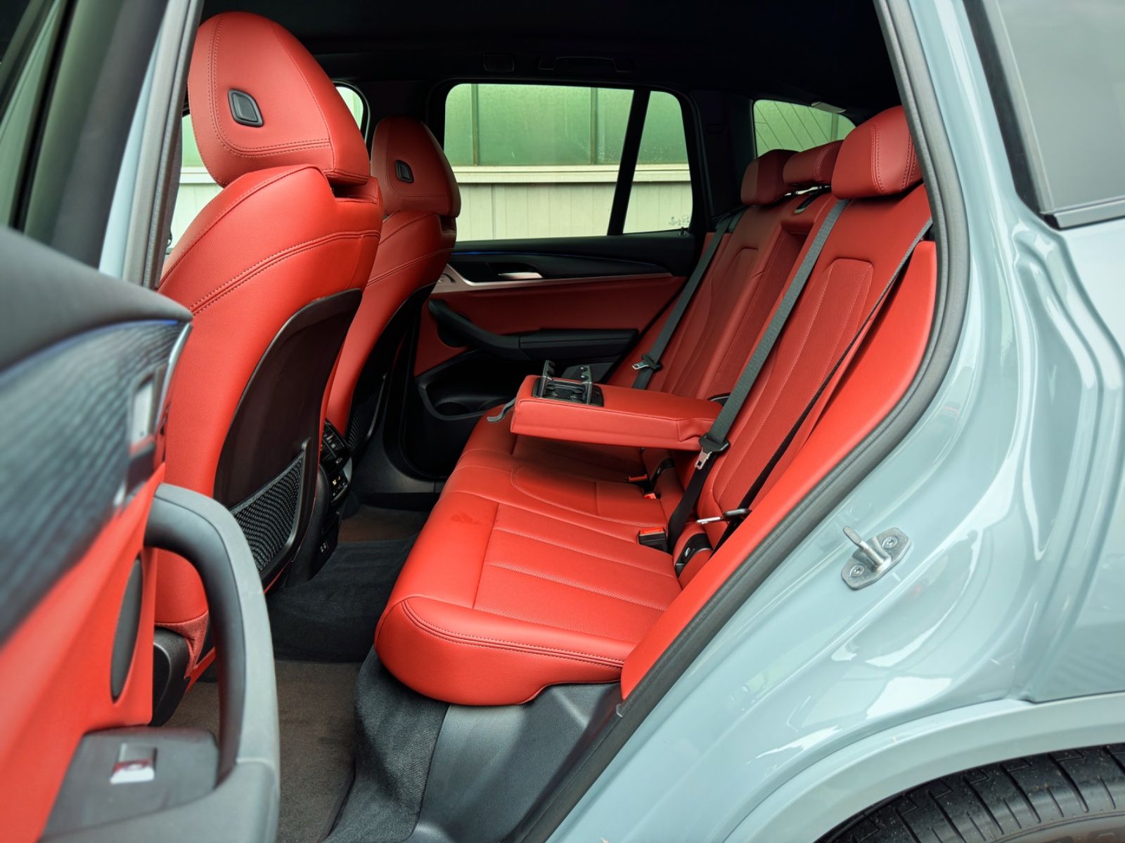 Fahrzeugabbildung BMW X3 xDrive 30e M Sport *HEAD-UP|AHK|ASSIST|LEDER*