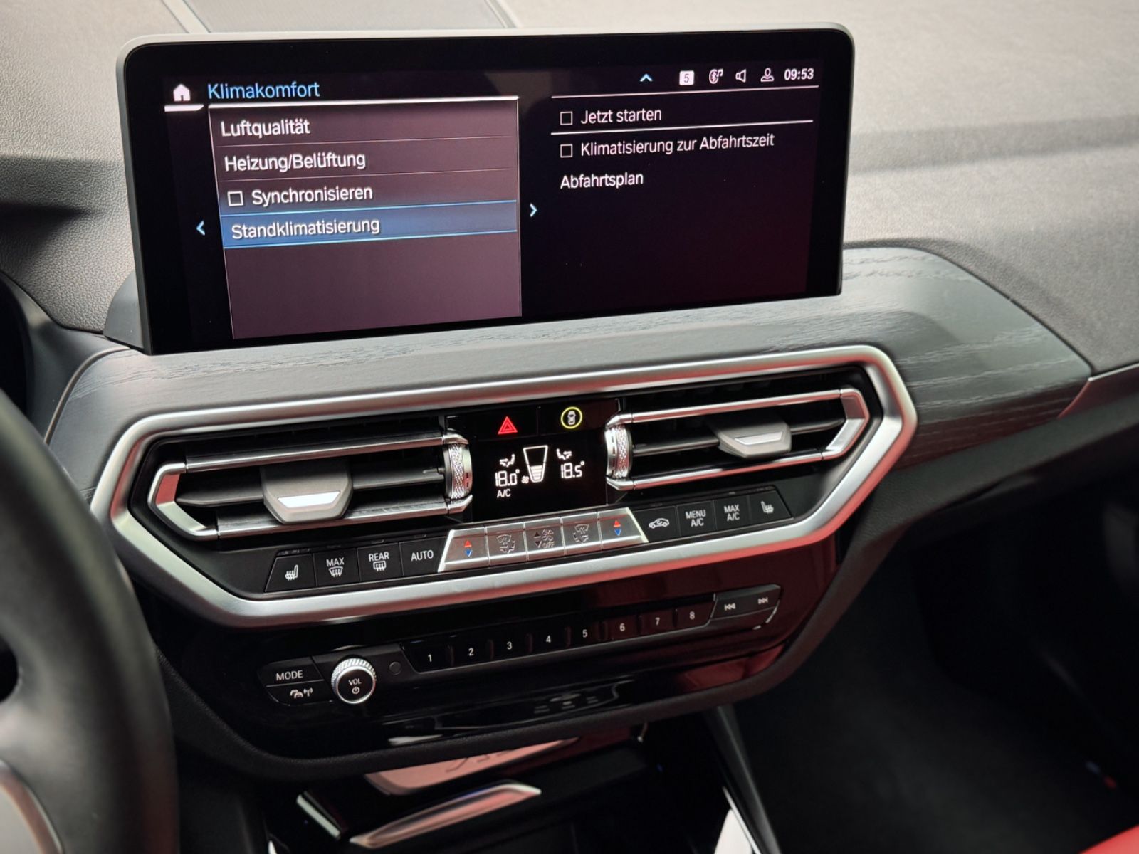 Fahrzeugabbildung BMW X3 xDrive 30e M Sport *HEAD-UP|AHK|ASSIST|LEDER*