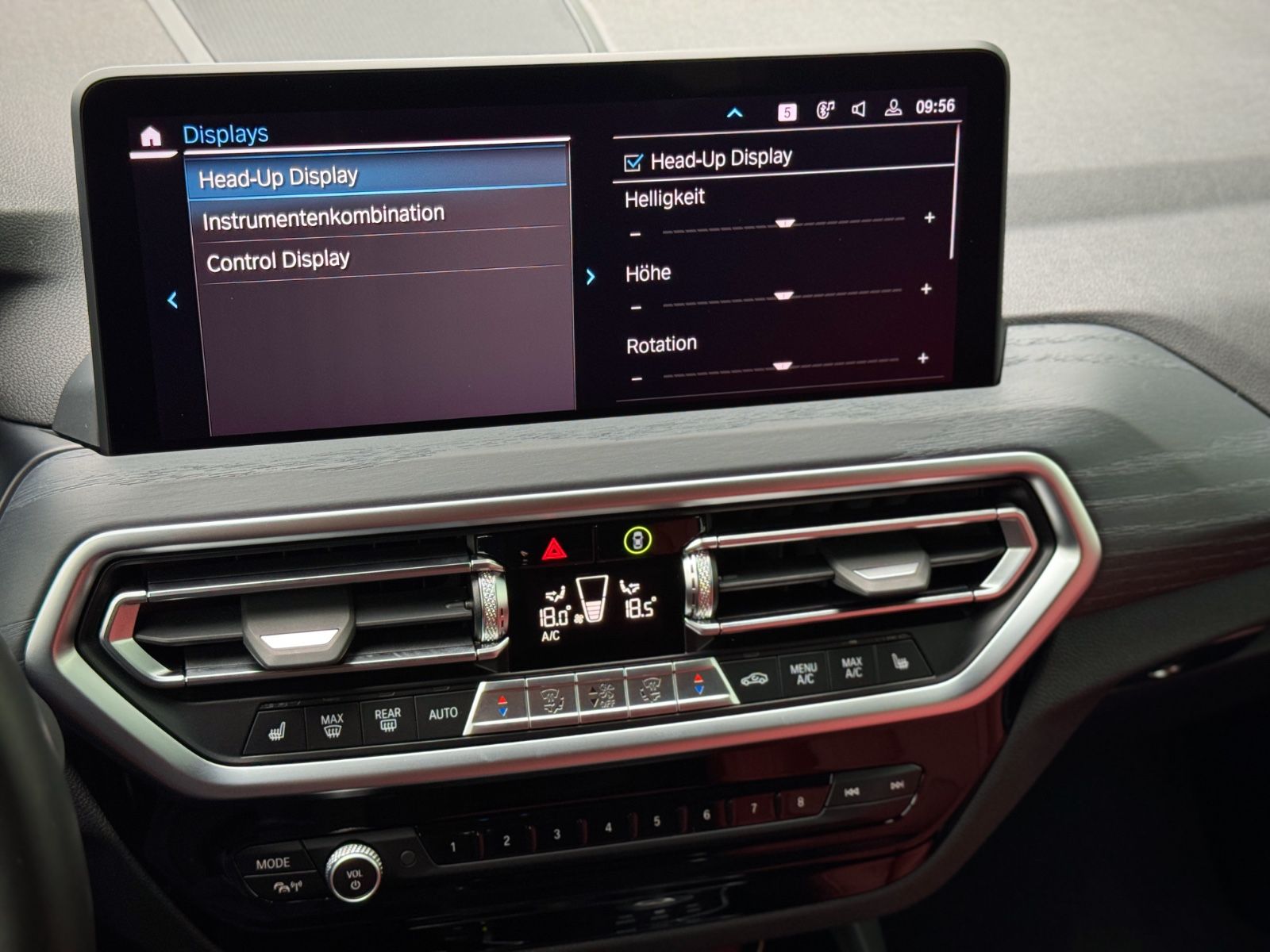 Fahrzeugabbildung BMW X3 xDrive 30e M Sport *HEAD-UP|AHK|ASSIST|LEDER*