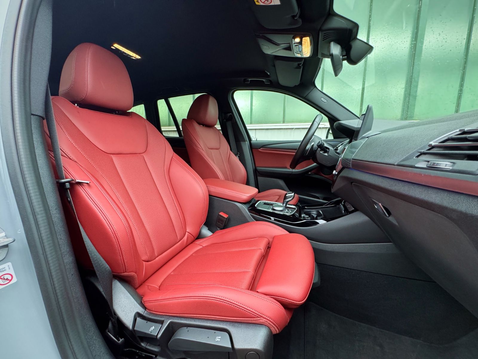 Fahrzeugabbildung BMW X3 xDrive 30e M Sport *HEAD-UP|AHK|ASSIST|LEDER*