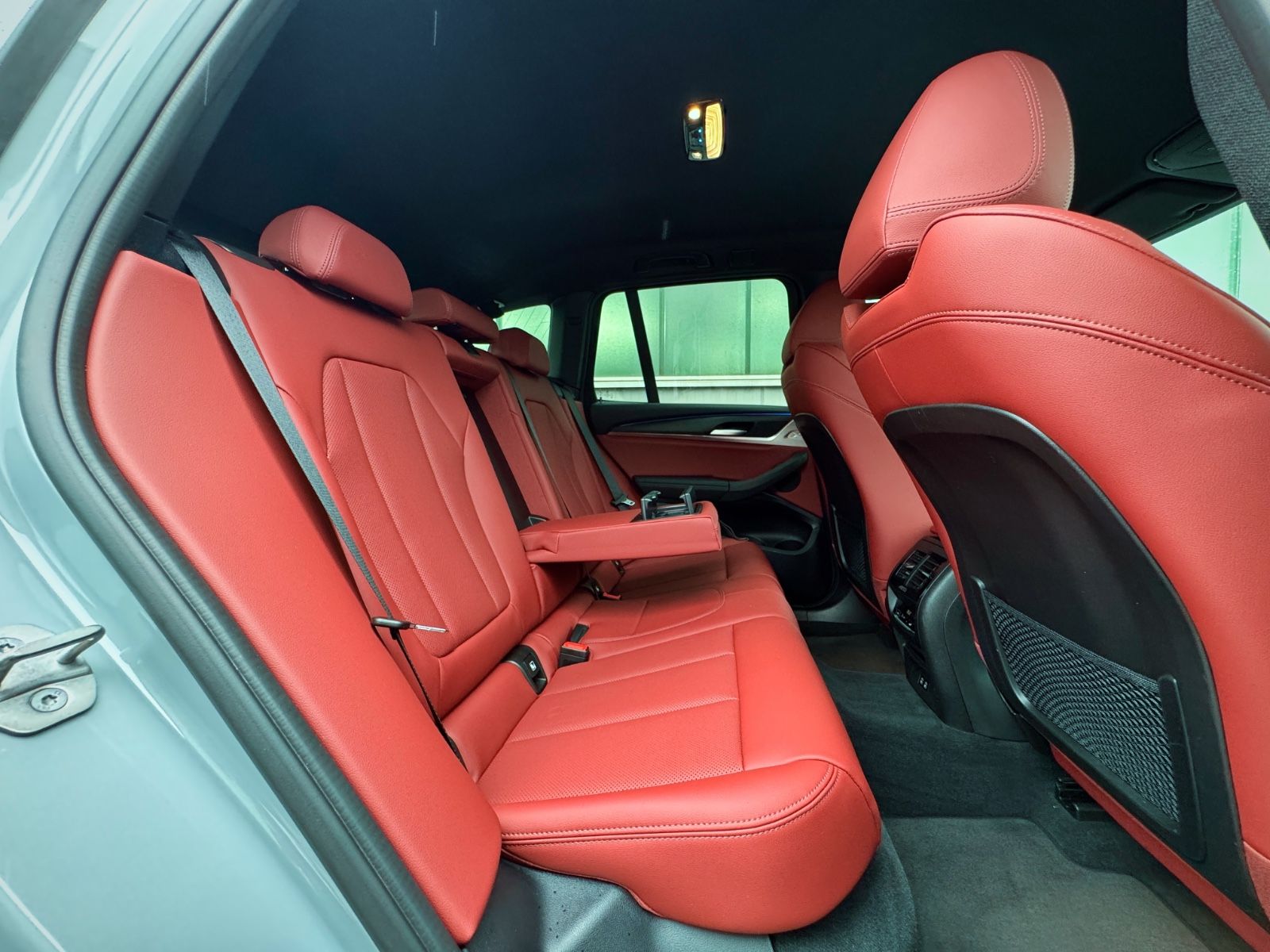 Fahrzeugabbildung BMW X3 xDrive 30e M Sport *HEAD-UP|AHK|ASSIST|LEDER*