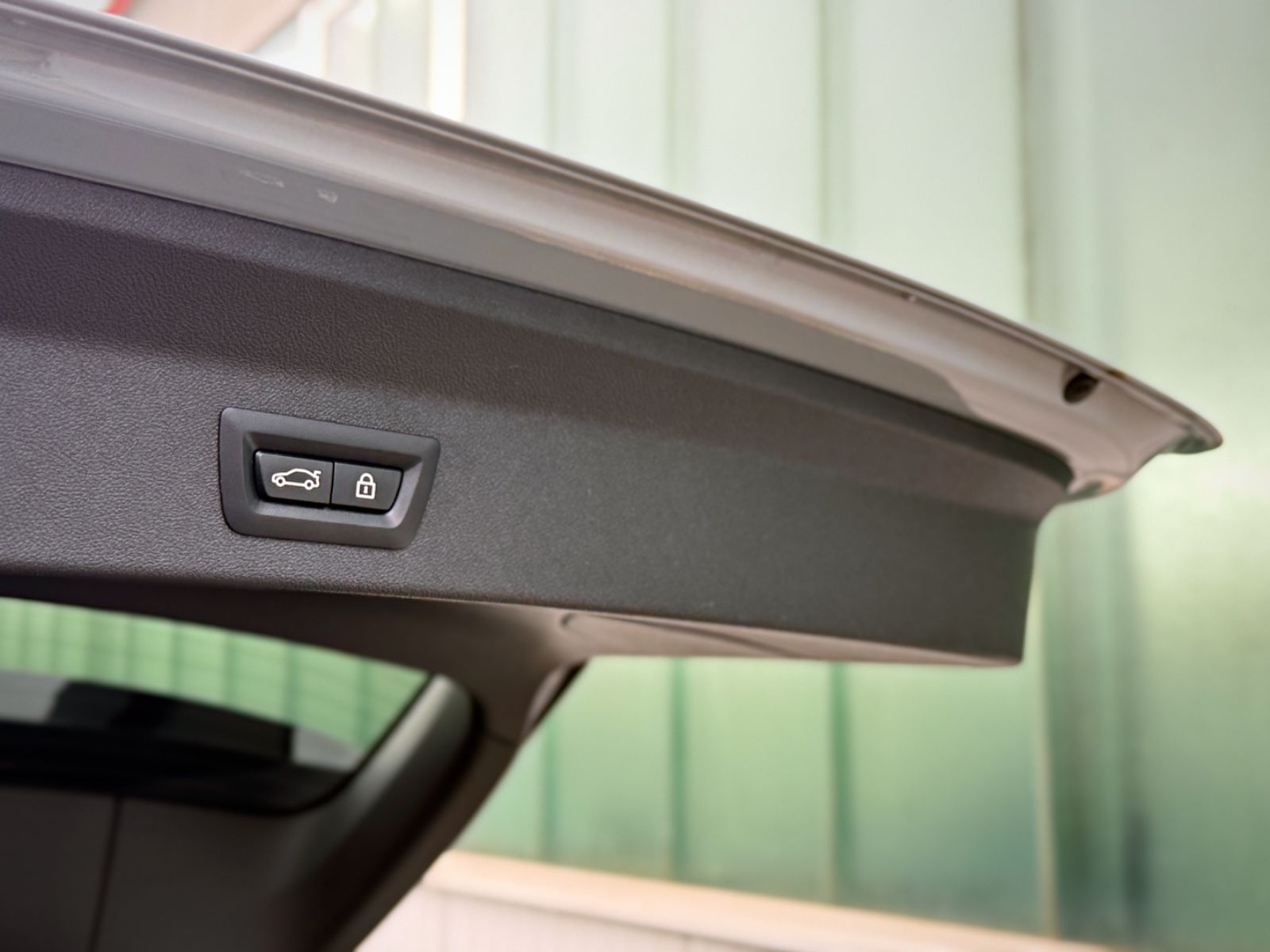 Fahrzeugabbildung BMW X3 xDrive 30e M Sport *HEAD-UP|AHK|ASSIST|LEDER*