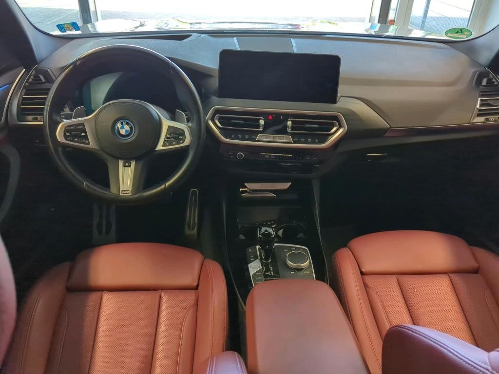 Fahrzeugabbildung BMW X3 xDrive 30e M Sport *HEAD-UP|AHK|CAM|LED*
