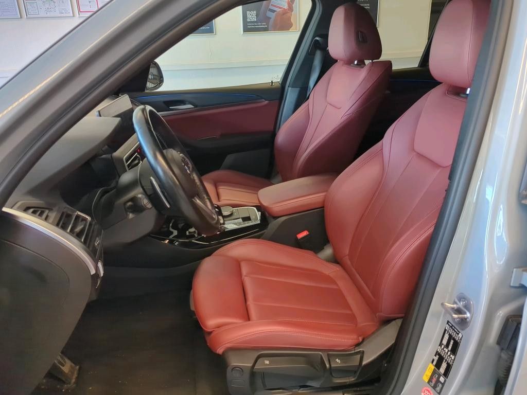 Fahrzeugabbildung BMW X3 xDrive 30e M Sport *HEAD-UP|AHK|CAM|LED*
