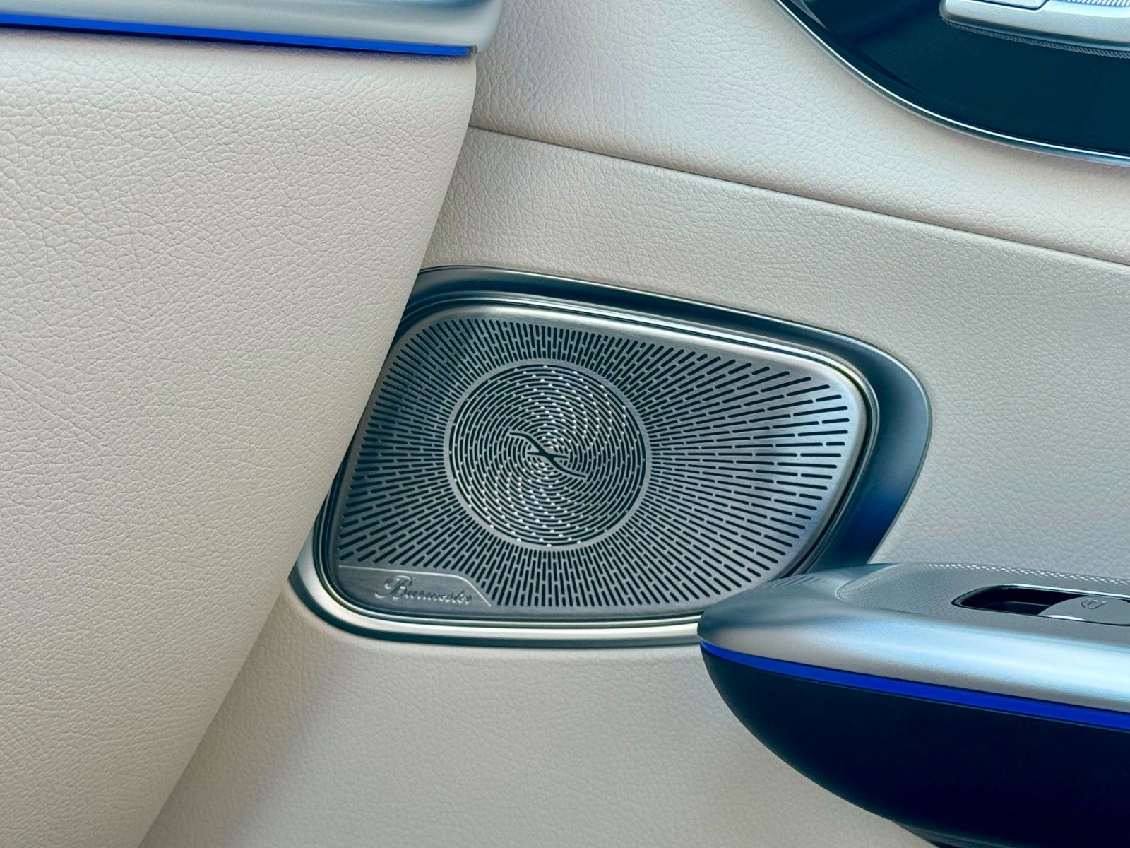 Fahrzeugabbildung Mercedes-Benz GLC 220 d 4Matic Avantgarde *PANORAMA|LED|CAM*