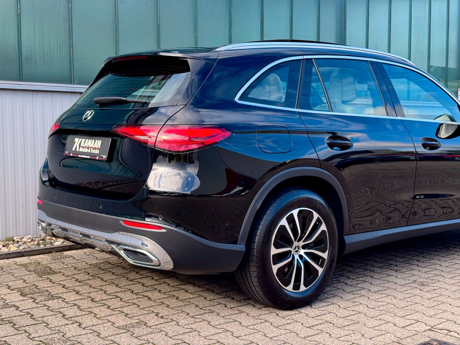 Fahrzeugabbildung Mercedes-Benz GLC 220 d 4Matic Avantgarde *PANORAMA|LED|CAM*