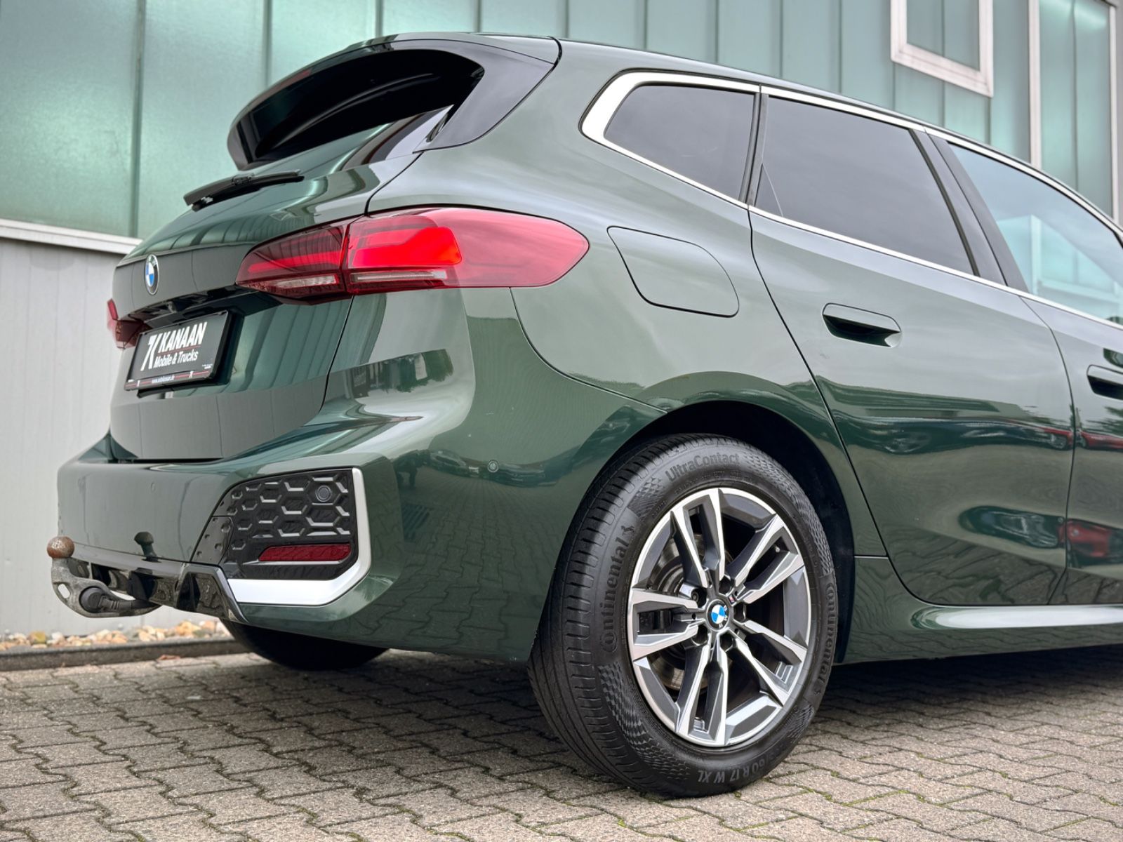 Fahrzeugabbildung BMW 218d Active Tourer M-Sport *CAM|LED|AHK*