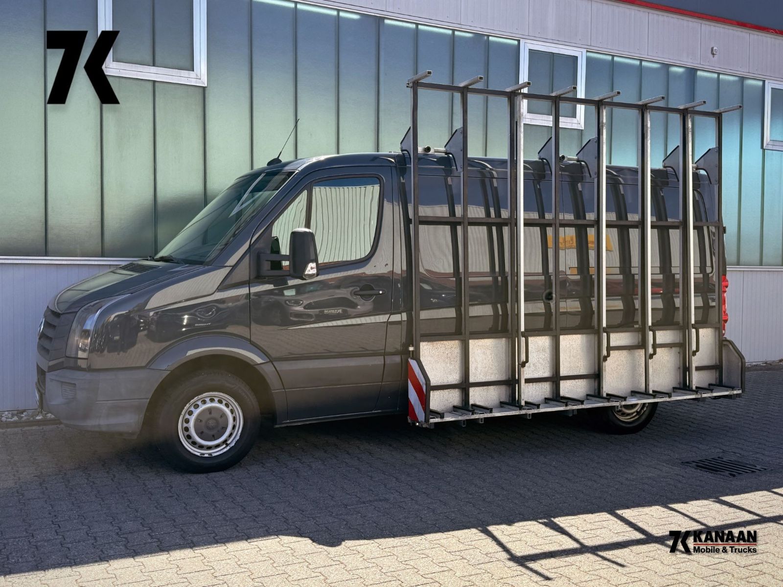 Fahrzeugabbildung Volkswagen Crafter 2.0 TDI Kasten 30 L2H1 *GLASTRANSPORT*