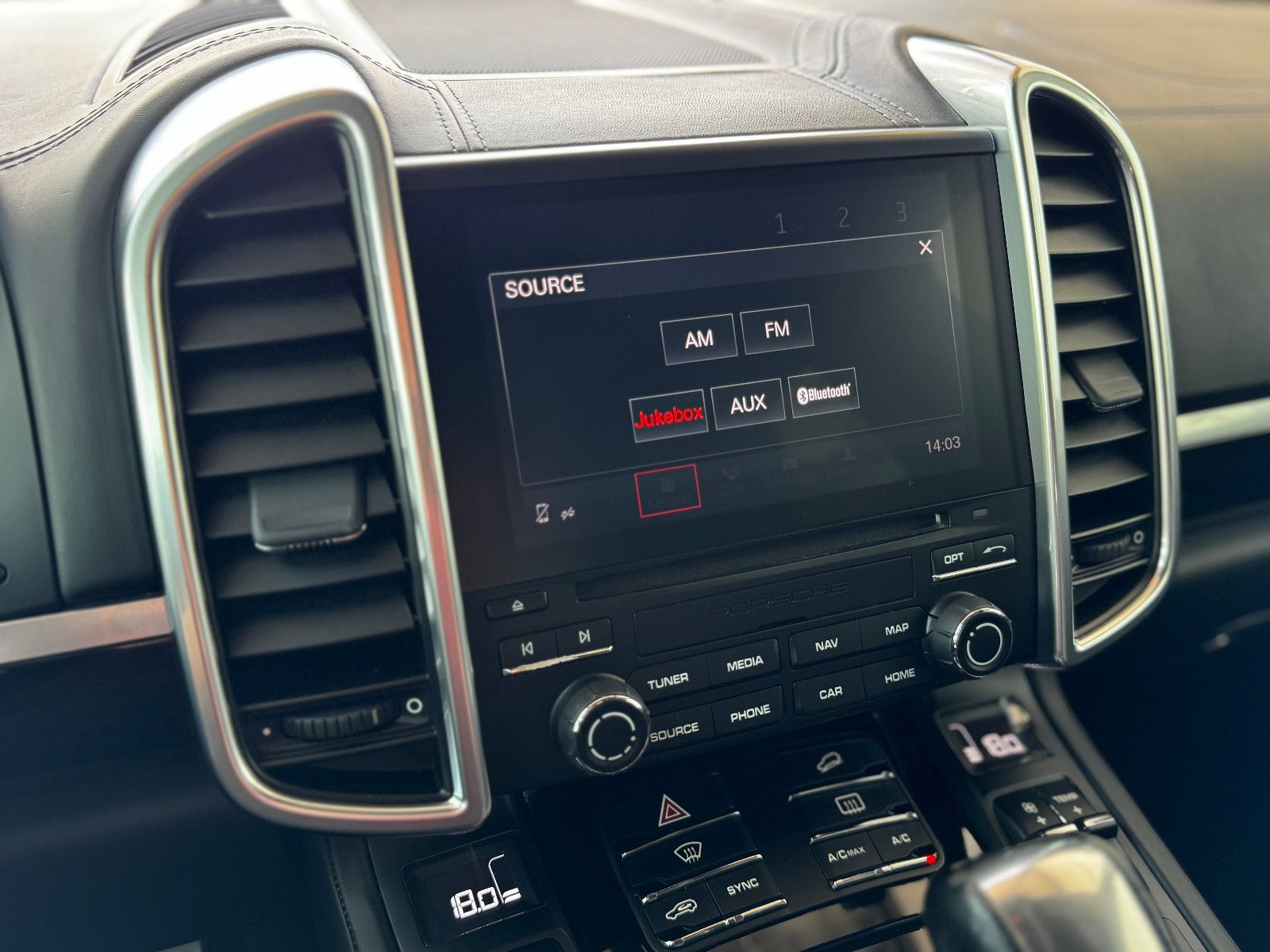 Fahrzeugabbildung Porsche Cayenne S Diesel *8G|PANORAMA|CAM|AHK*