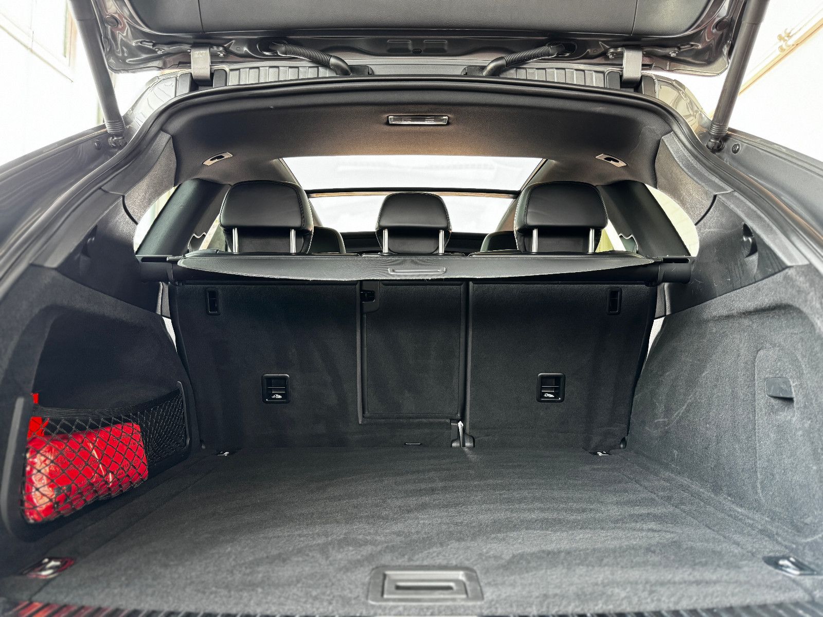 Fahrzeugabbildung Porsche Cayenne S Diesel *8G|PANORAMA|CAM|AHK*