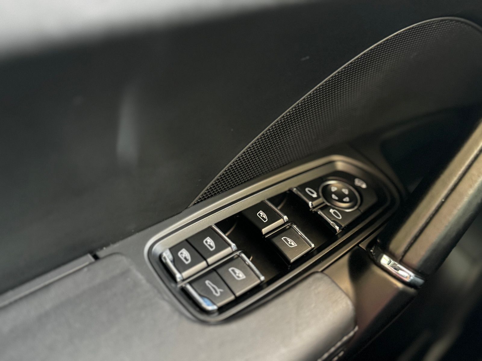 Fahrzeugabbildung Porsche Cayenne S Diesel *8G|PANORAMA|CAM|AHK*