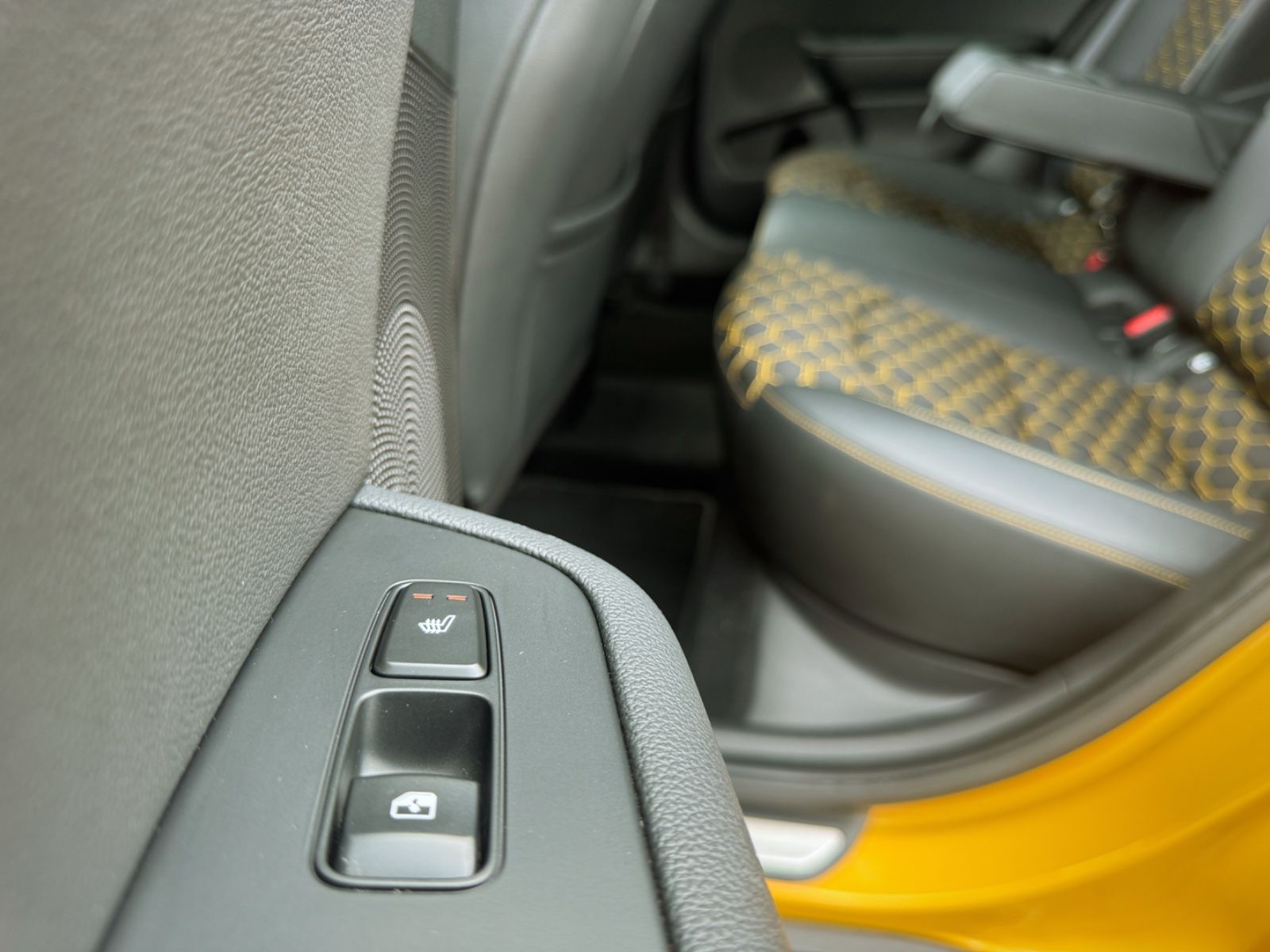 Fahrzeugabbildung Kia XCeed 1.6 T-GDI Xdition *PANORAMA|CAM|EXCLUSIVE*