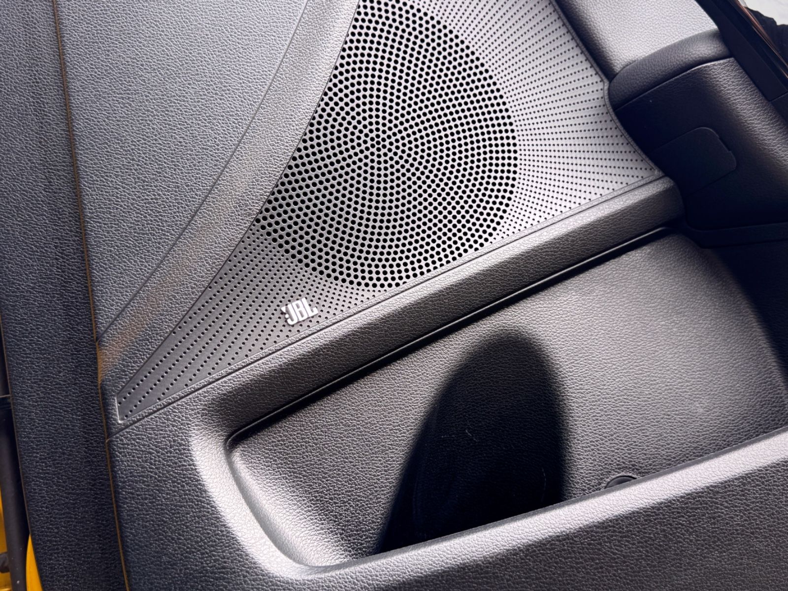 Fahrzeugabbildung Kia XCeed 1.6 T-GDI Xdition *PANORAMA|CAM|EXCLUSIVE*