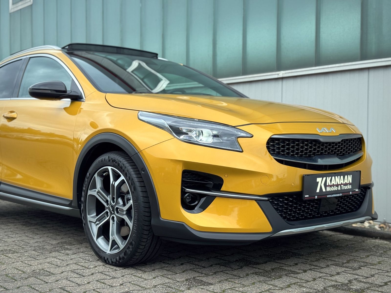 Fahrzeugabbildung Kia XCeed 1.6 T-GDI Xdition *PANORAMA|CAM|EXCLUSIVE*