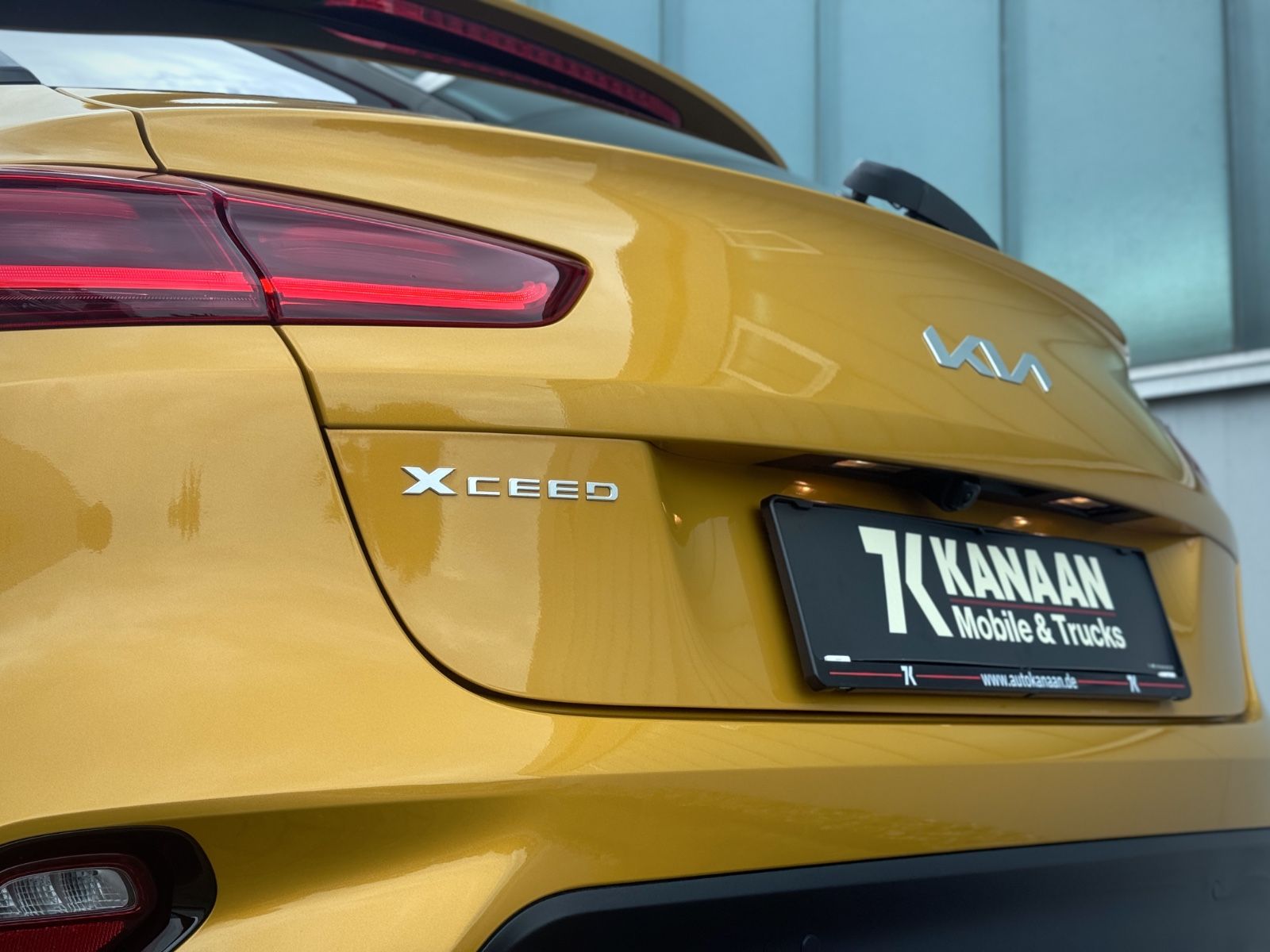 Fahrzeugabbildung Kia XCeed 1.6 T-GDI Xdition *PANORAMA|CAM|EXCLUSIVE*