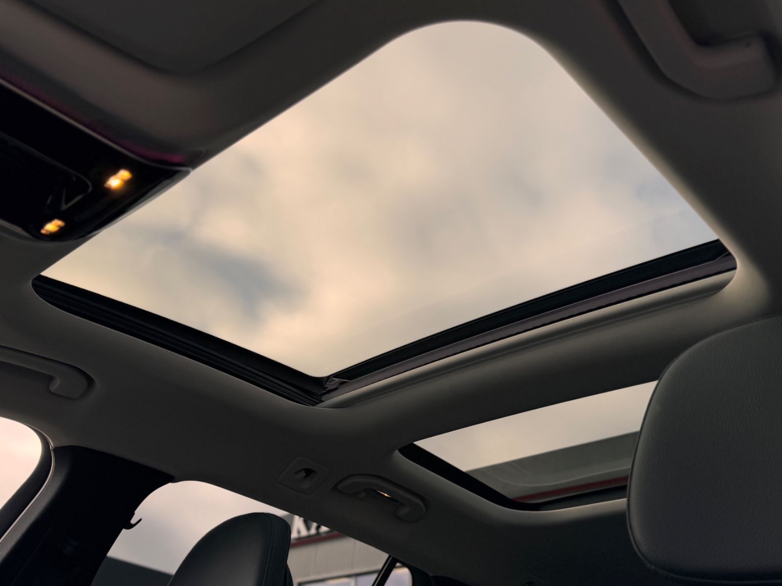 Fahrzeugabbildung Mercedes-Benz C 220 T/d 4Matic AVANTGARDE *360°|PANORAMA|LED*