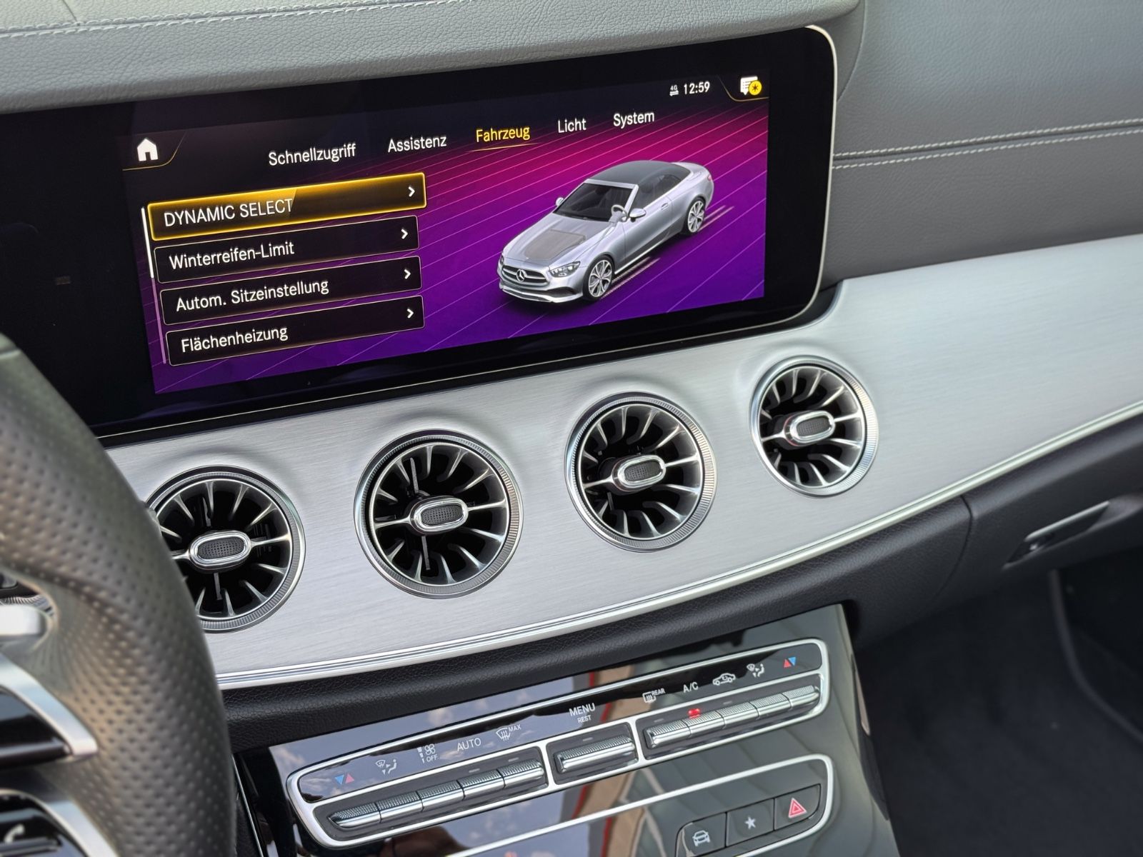 Fahrzeugabbildung Mercedes-Benz E 220d 4Matic Cabriolet *AMG-LINE|ASSIST|LEDER*