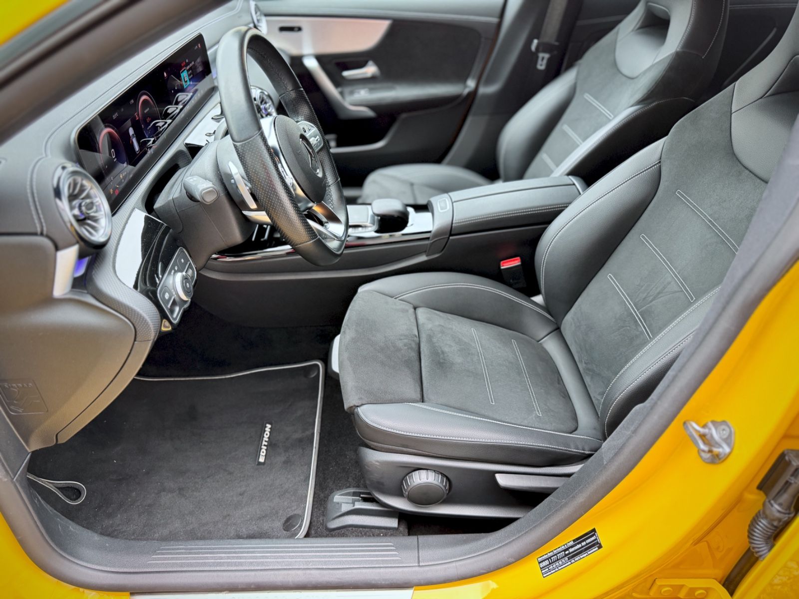 Fahrzeugabbildung Mercedes-Benz CLA 220d 8G-DCT AMG Edition *LED|AHK|CAM|HIFI*