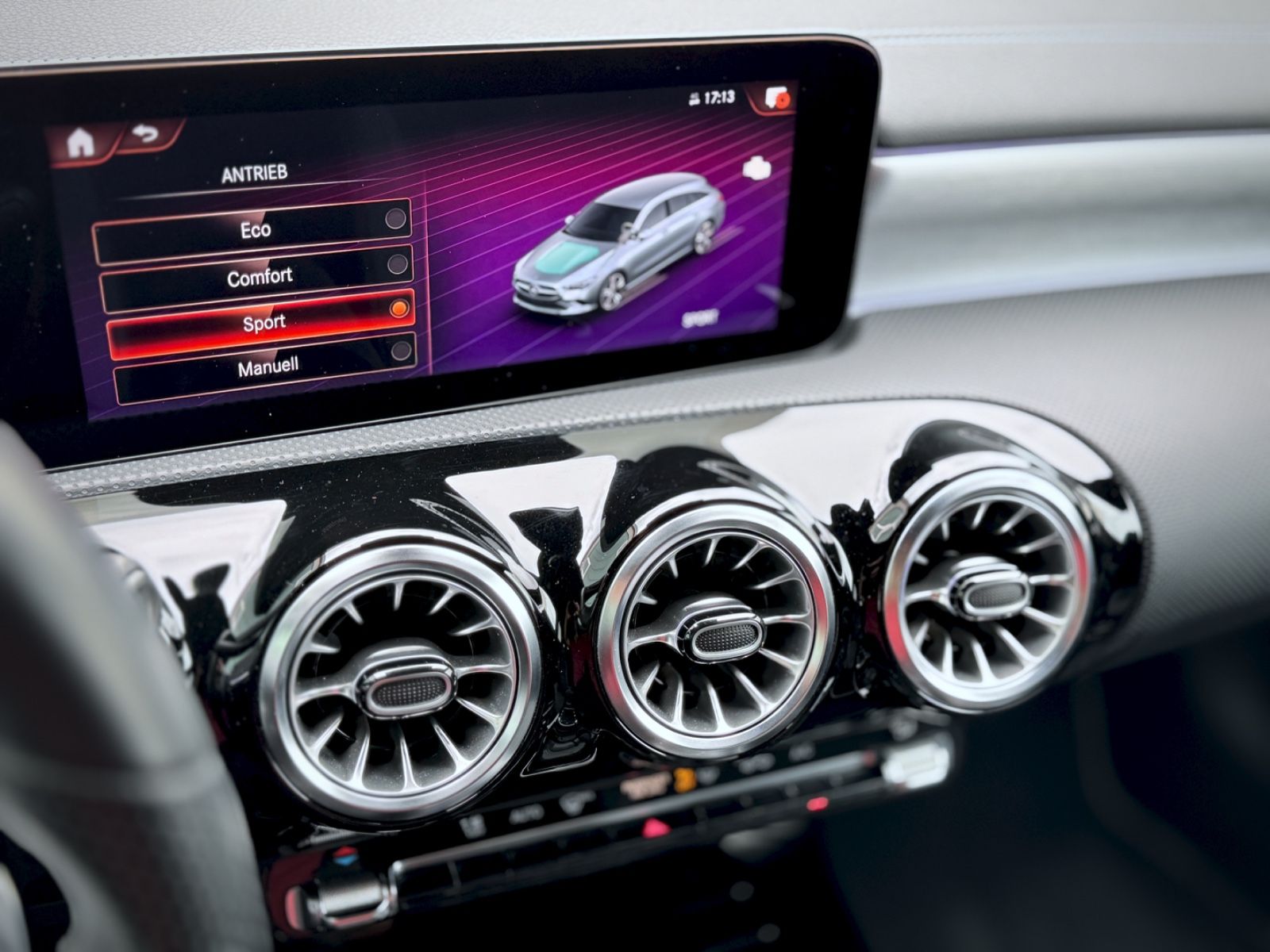 Fahrzeugabbildung Mercedes-Benz CLA 220d 8G-DCT AMG Edition *LED|AHK|CAM|HIFI*