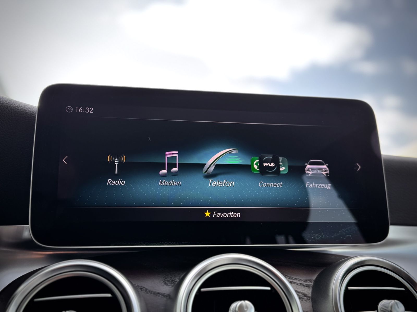 Fahrzeugabbildung Mercedes-Benz C 300T 9G 4Matic Exclusive *LED|AHK|CAM|ASSIST*