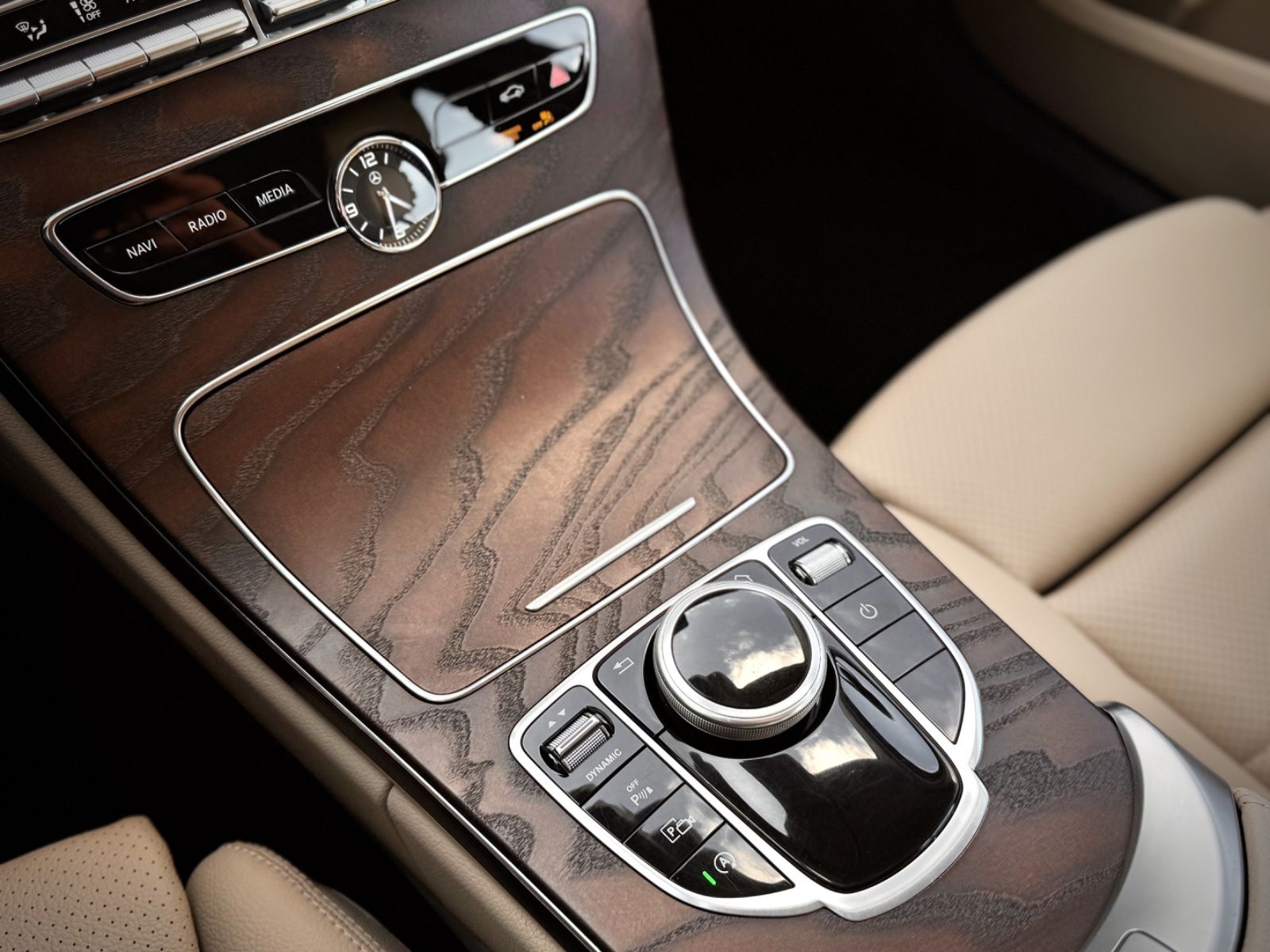 Fahrzeugabbildung Mercedes-Benz C 300T 9G 4Matic Exclusive *LED|AHK|CAM|ASSIST*