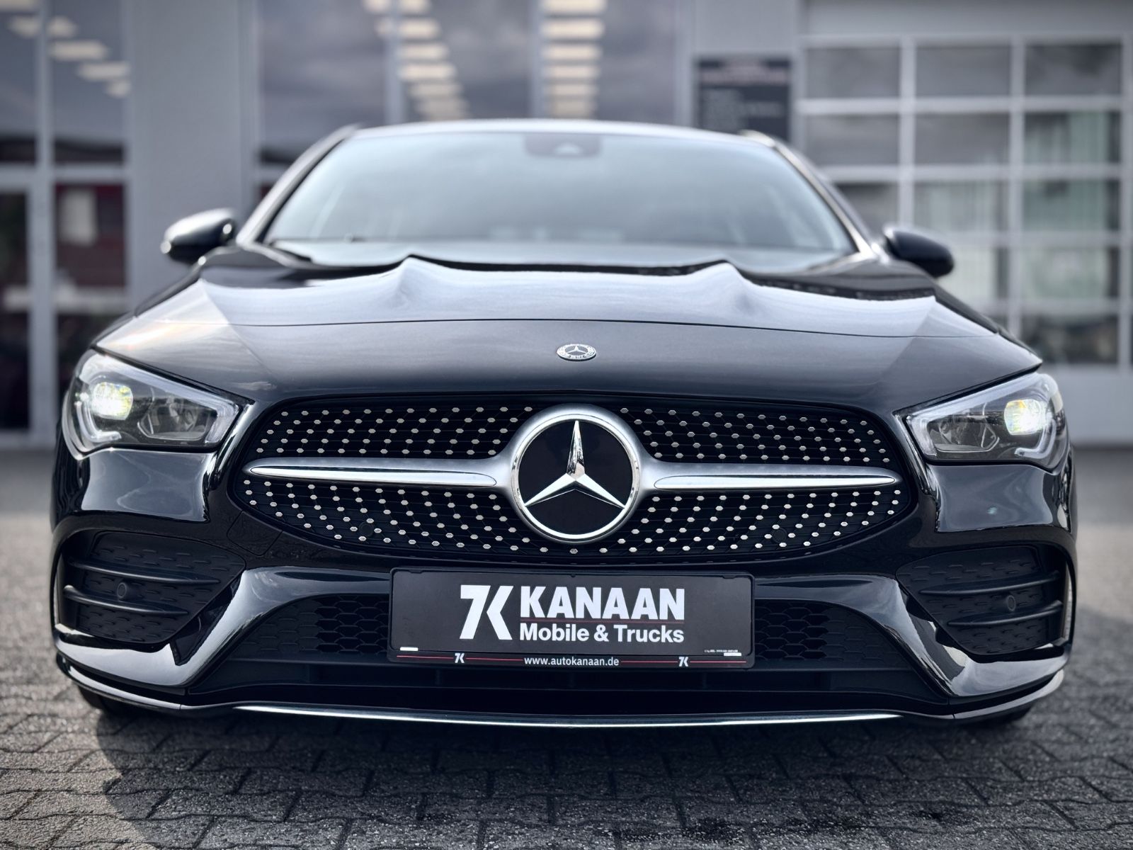 Fahrzeugabbildung Mercedes-Benz CLA 180d Shooting Brake AMG-LINE *NAVI|LED*