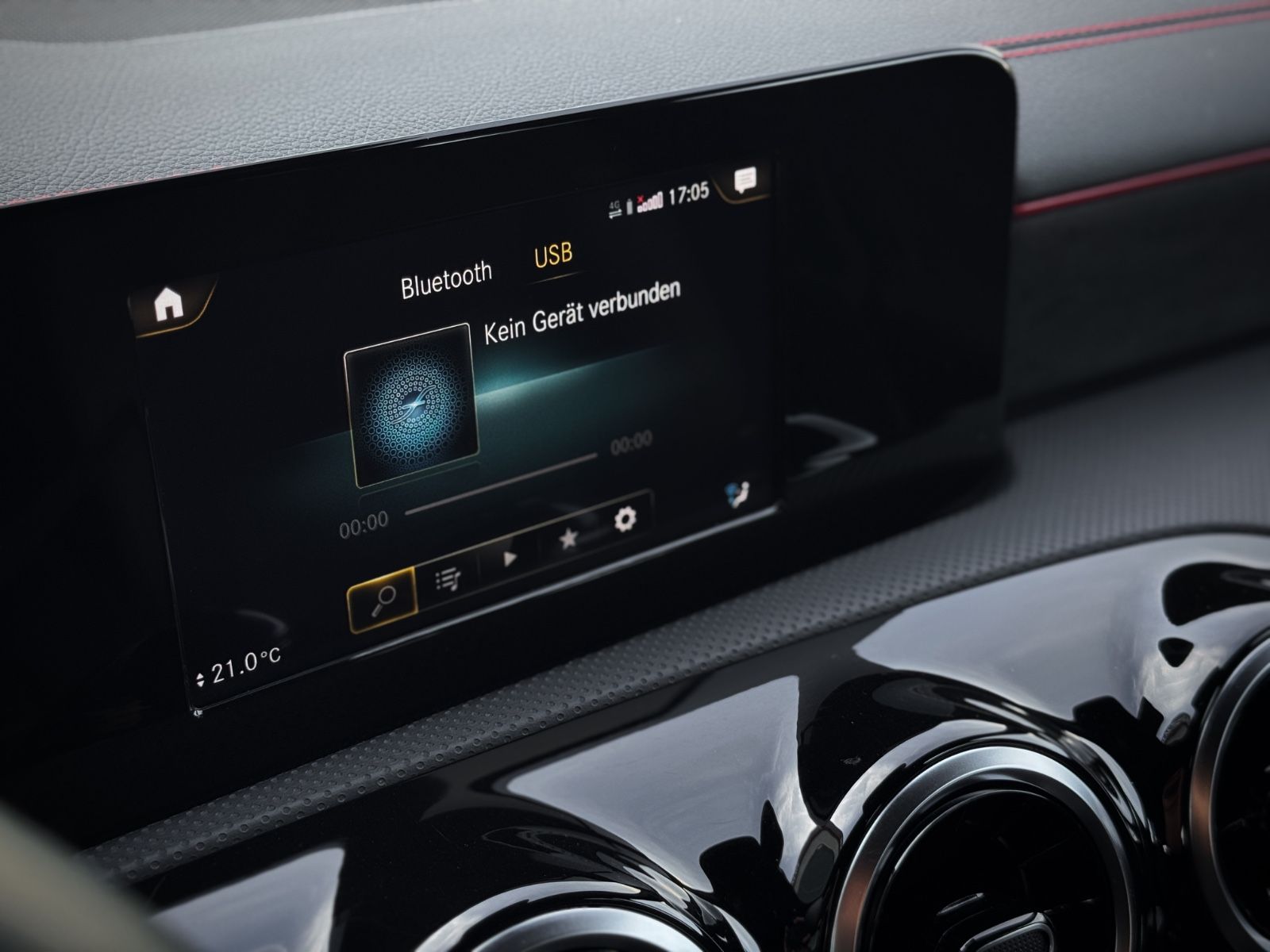 Fahrzeugabbildung Mercedes-Benz CLA 180d Shooting Brake AMG-LINE *NAVI|LED*