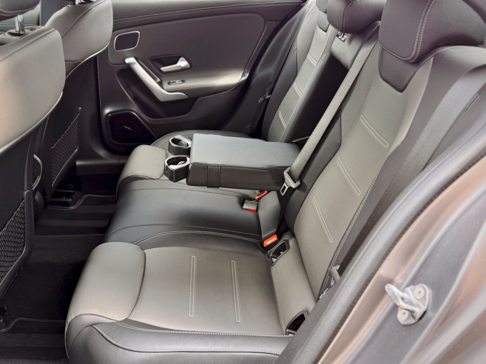 Fahrzeugabbildung Mercedes-Benz A 200 Limousine AMG-Line *LEDER|NIGHT|HIFI|LED*