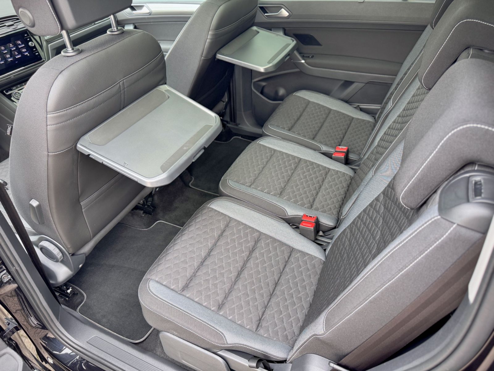 Fahrzeugabbildung Volkswagen Touran 1.5 TSI Join *DSG|7-SITZE|PANORAMA|CAM*