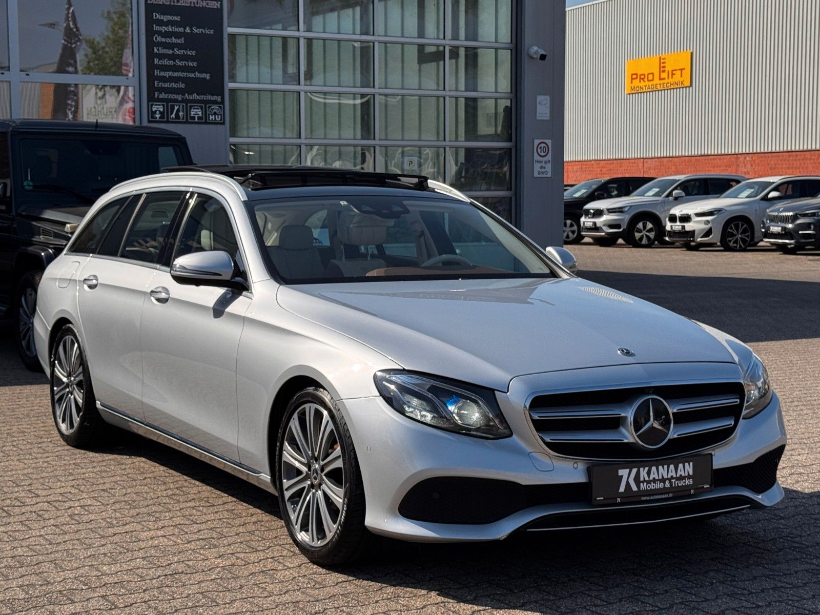 Fahrzeugabbildung Mercedes-Benz E 350T/d Avantgarde*DESIGNO|LED|PANO|AHK|ASSIST*