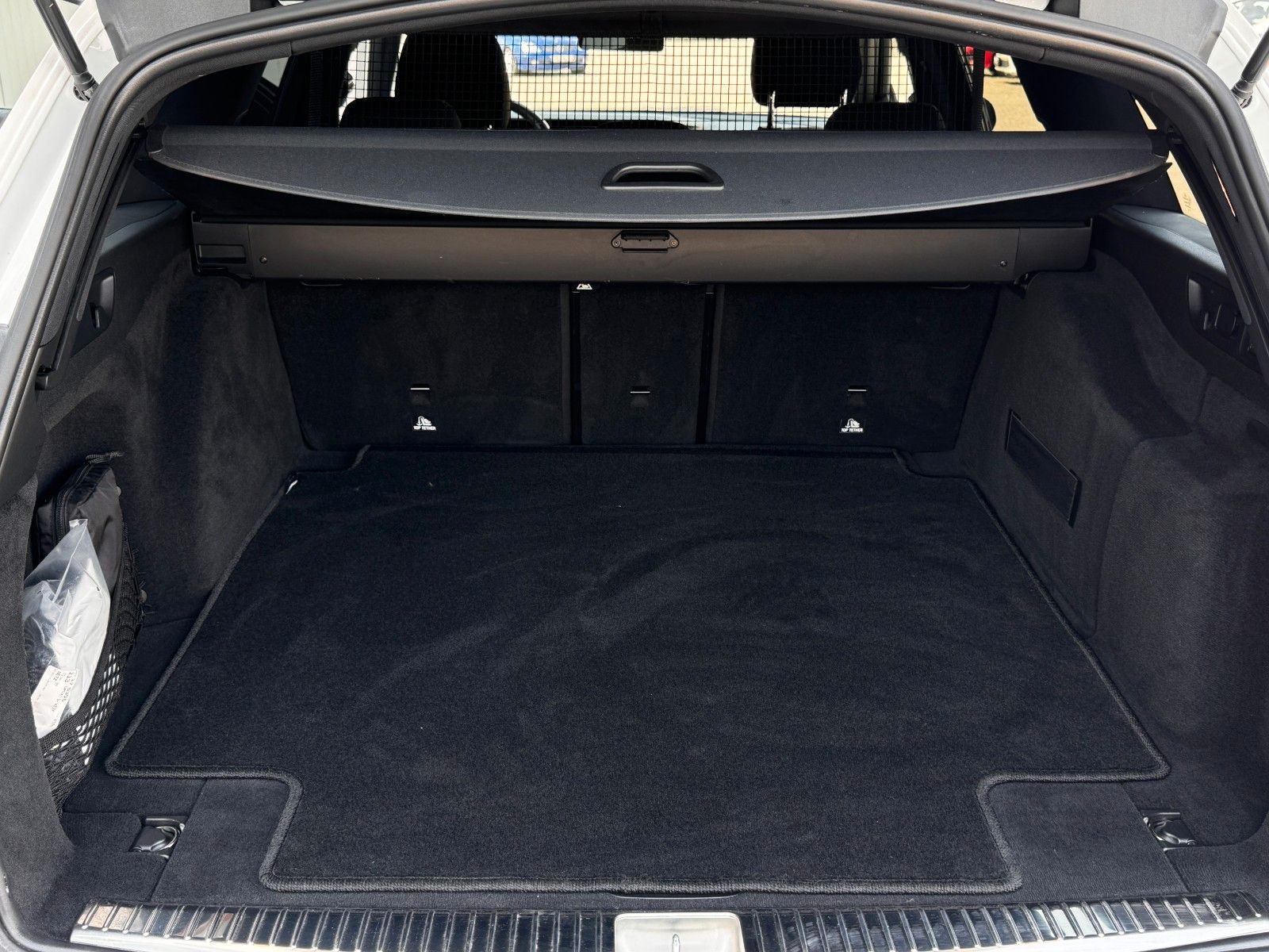 Fahrzeugabbildung Mercedes-Benz E 200 T/d 9G Avantgarde *AHK|ASSIST|HEAD-UP|CAM*