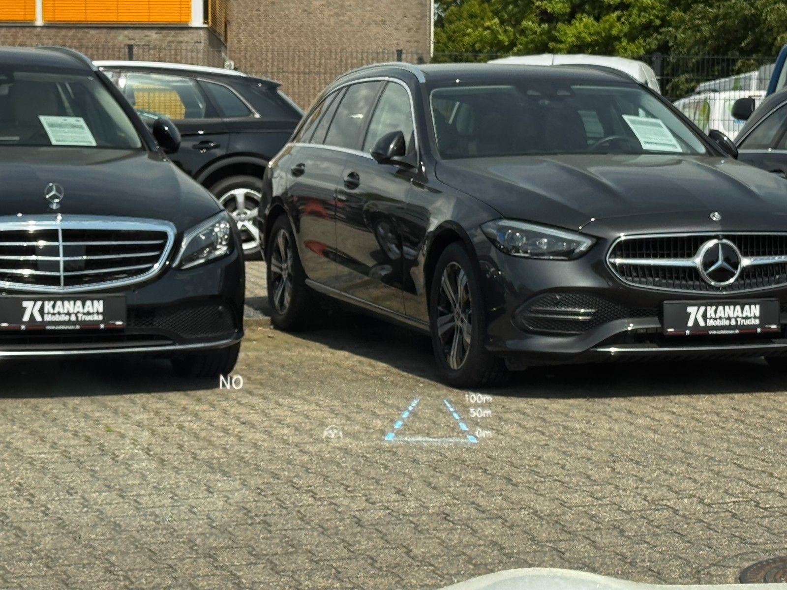 Fahrzeugabbildung Mercedes-Benz E 200 T/d 9G Avantgarde *AHK|ASSIST|HEAD-UP|CAM*