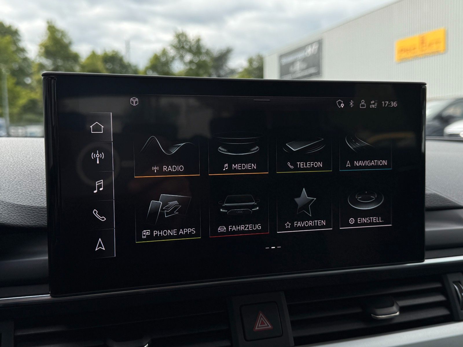 Fahrzeugabbildung Audi A4 Allroad 40 TDI Quattro *ASSIST|AHK|LED|PANO*