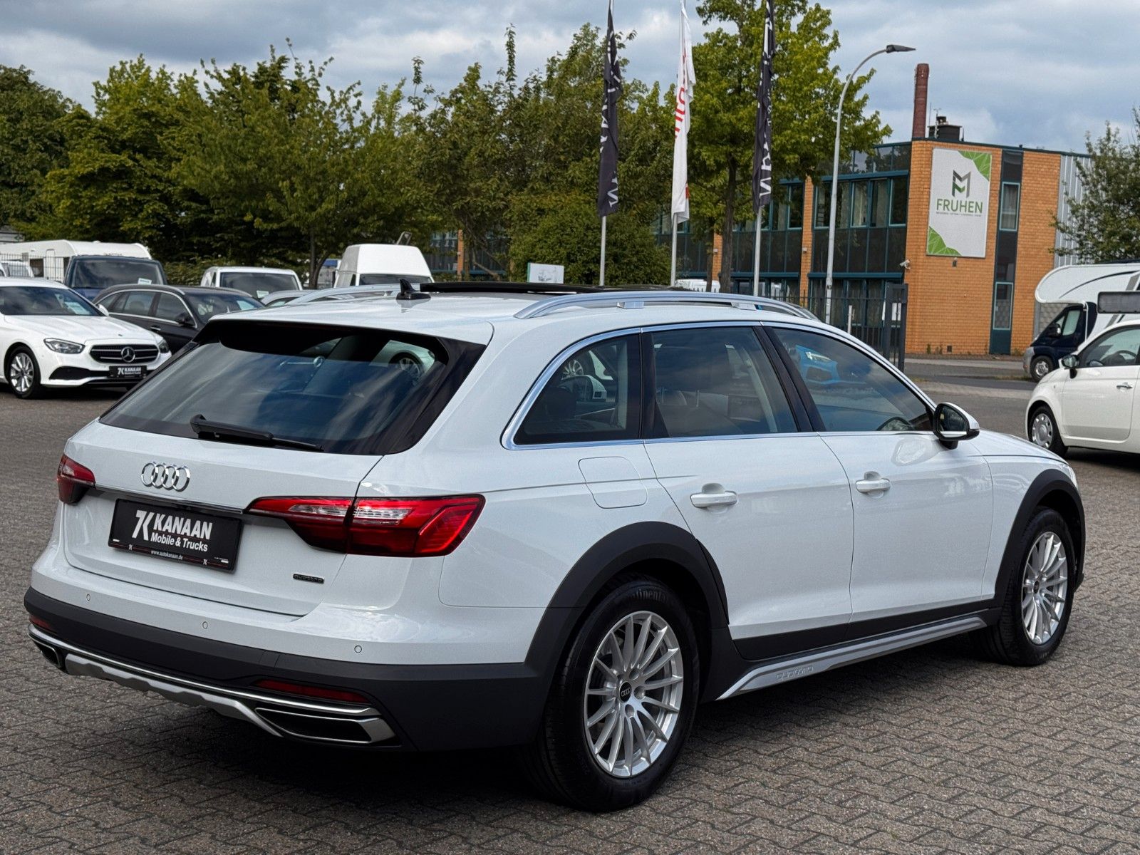 Fahrzeugabbildung Audi A4 Allroad 40 TDI Quattro *ASSIST|AHK|LED|PANO*