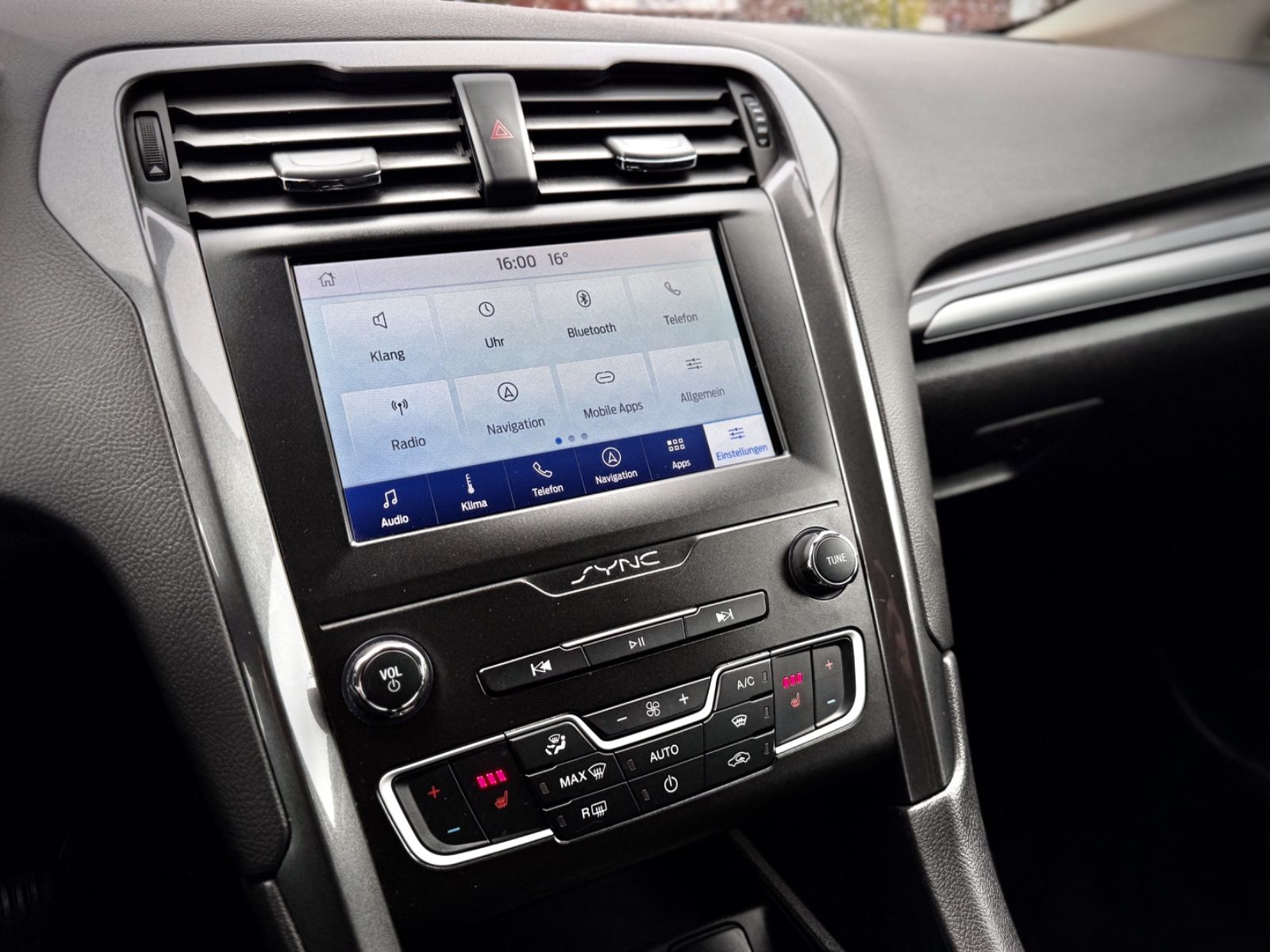 Fahrzeugabbildung Ford Mondeo Turnier 2.0 TD EcoBlue Trend*AHK|NAV|PDC*