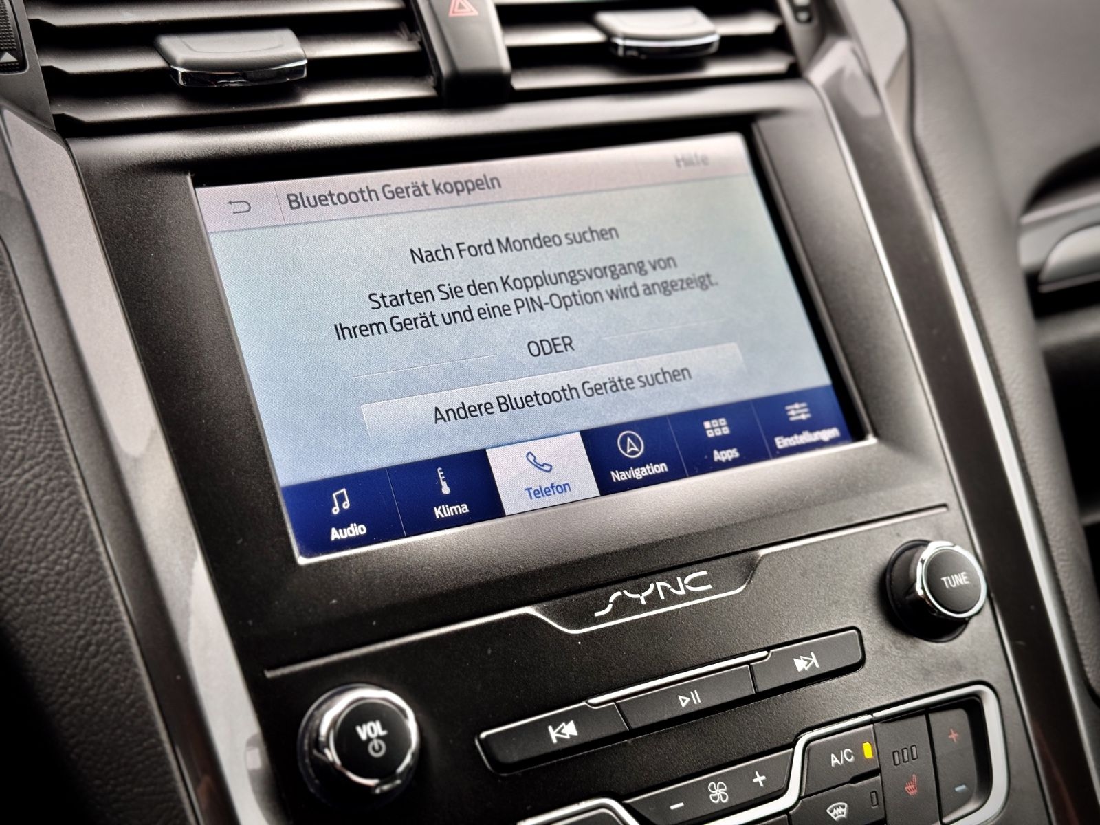 Fahrzeugabbildung Ford Mondeo Turnier 2.0 TD EcoBlue Trend*AHK|NAV|PDC*