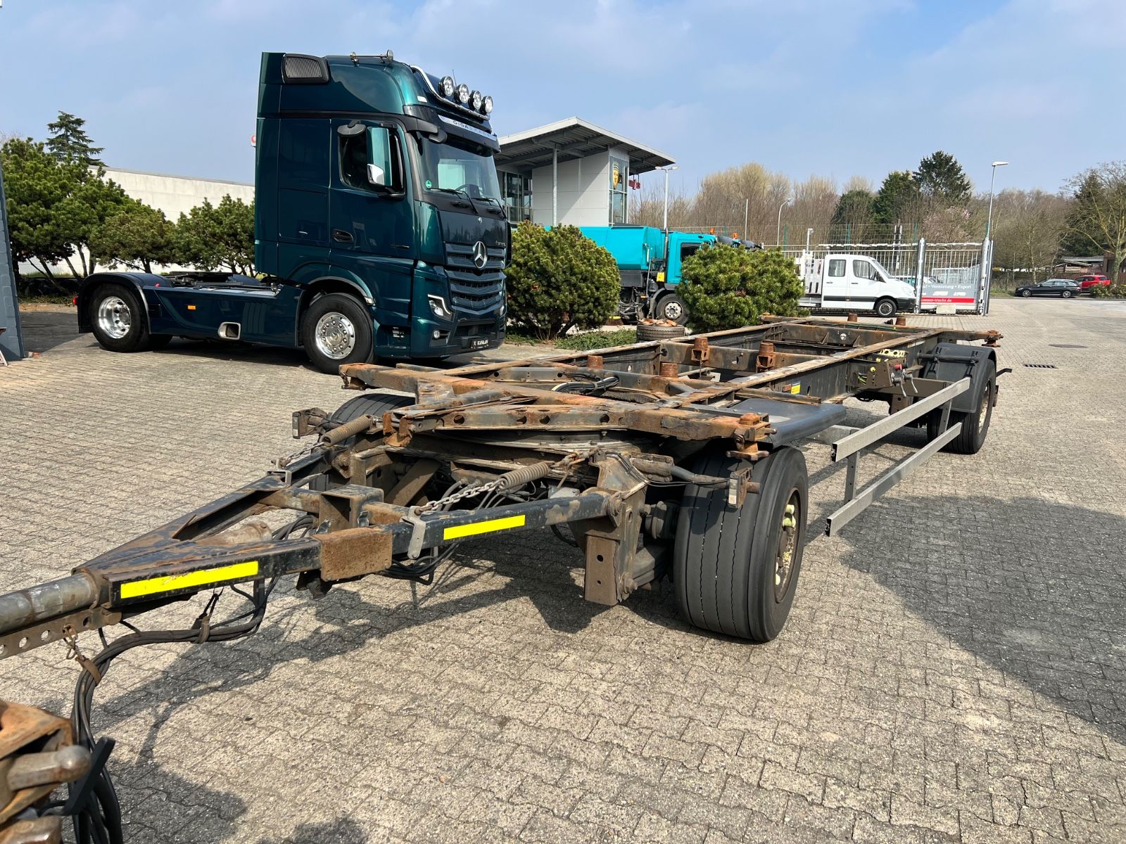 Fahrzeugabbildung Krone AZ Lafette BDF-DB07L   445/45/19,5  TÜV Jan/26
