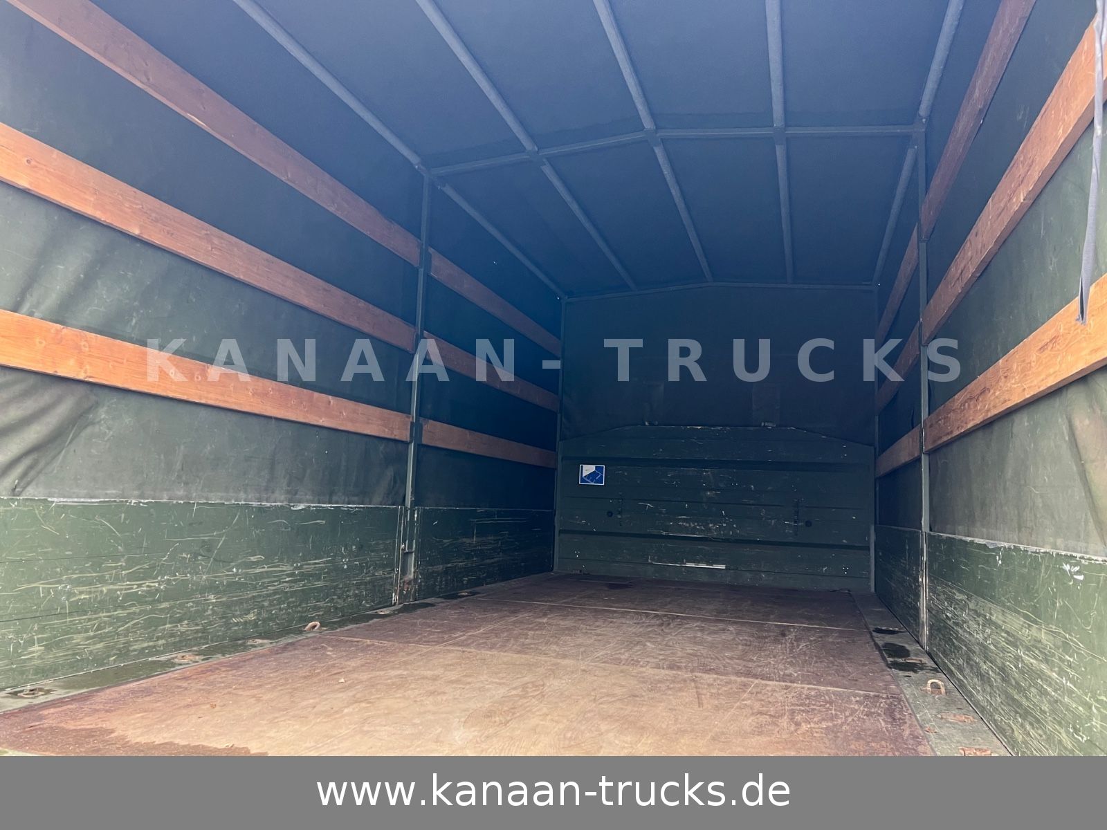 Fahrzeugabbildung Iveco 140 E240  Eurocargo 4x4 Miltär Camper Expedition