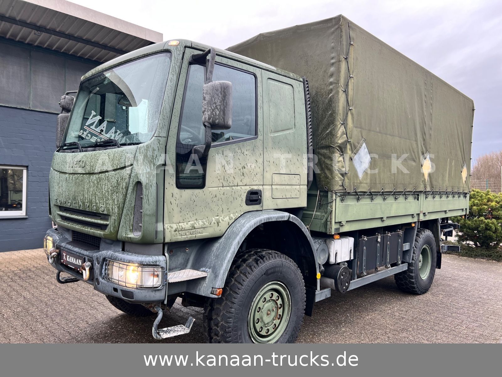 Fahrzeugabbildung Iveco 140 E240  Eurocargo 4x4 Miltär Camper Expedition