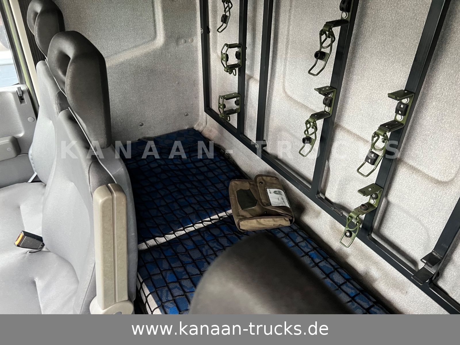 Fahrzeugabbildung Iveco 140 E240  Eurocargo 4x4 Miltär Camper Expedition